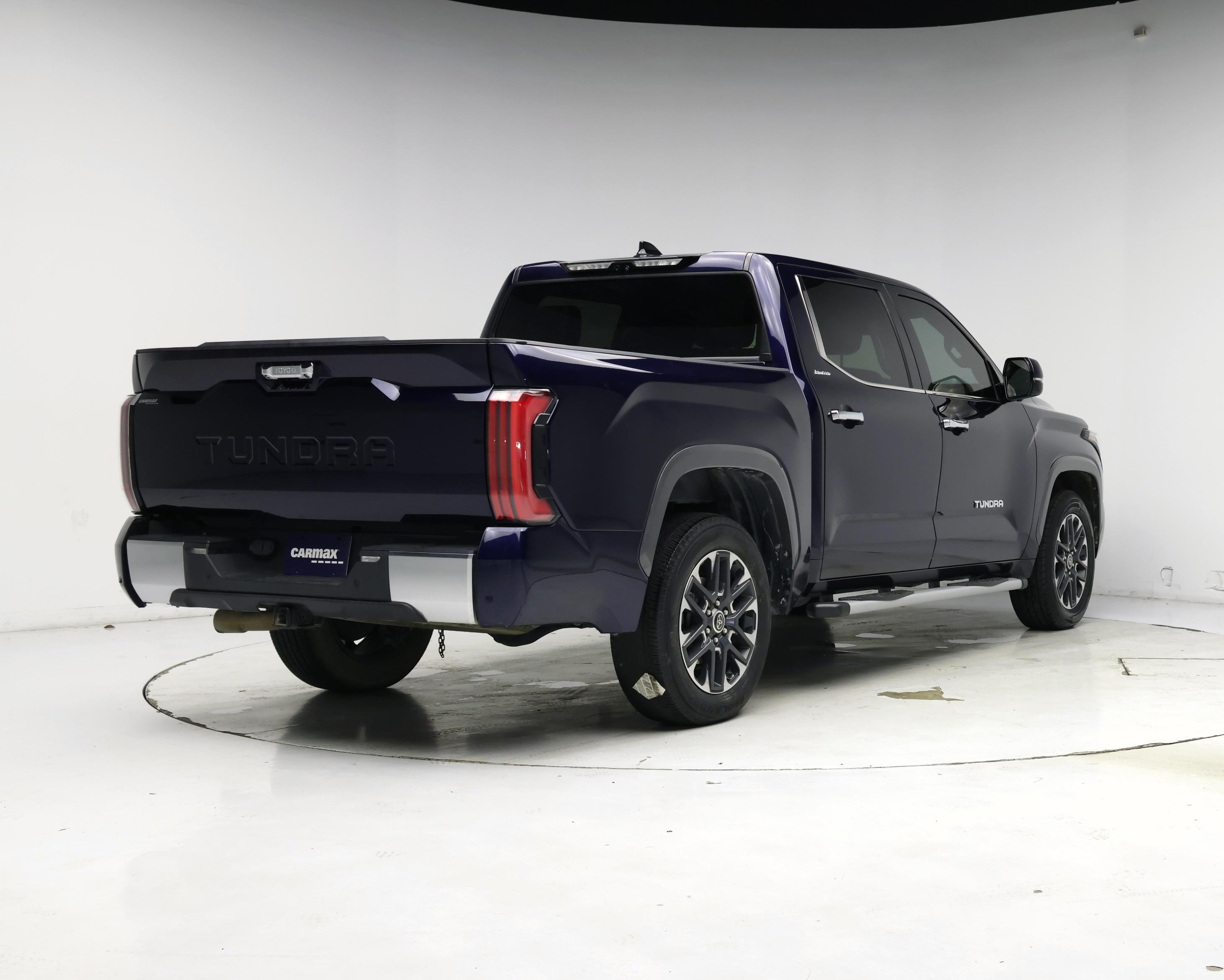 Thumbnail: 2022 Toyota Tundra - 8