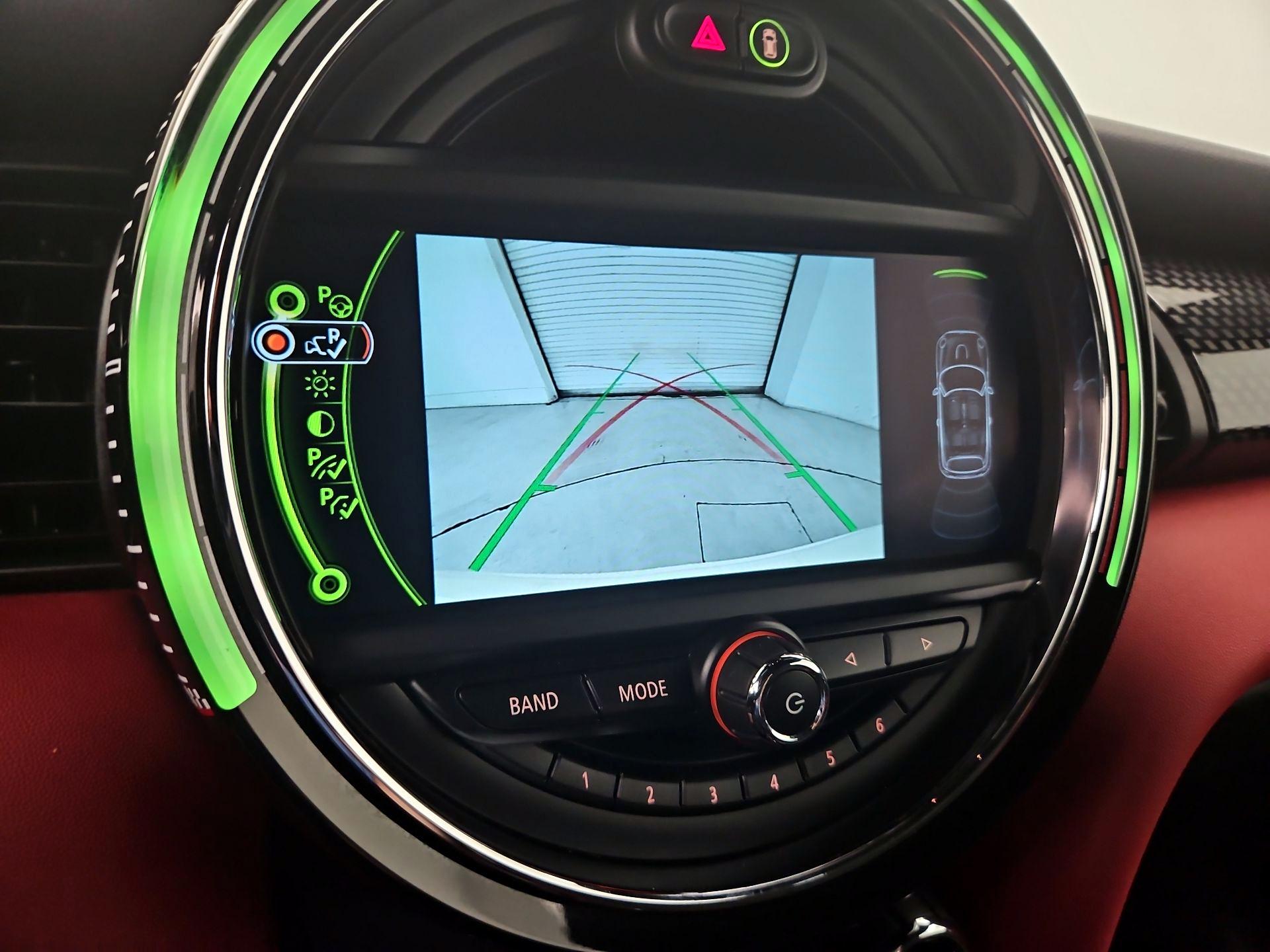 Thumbnail: 2018 MINI Cooper - 15