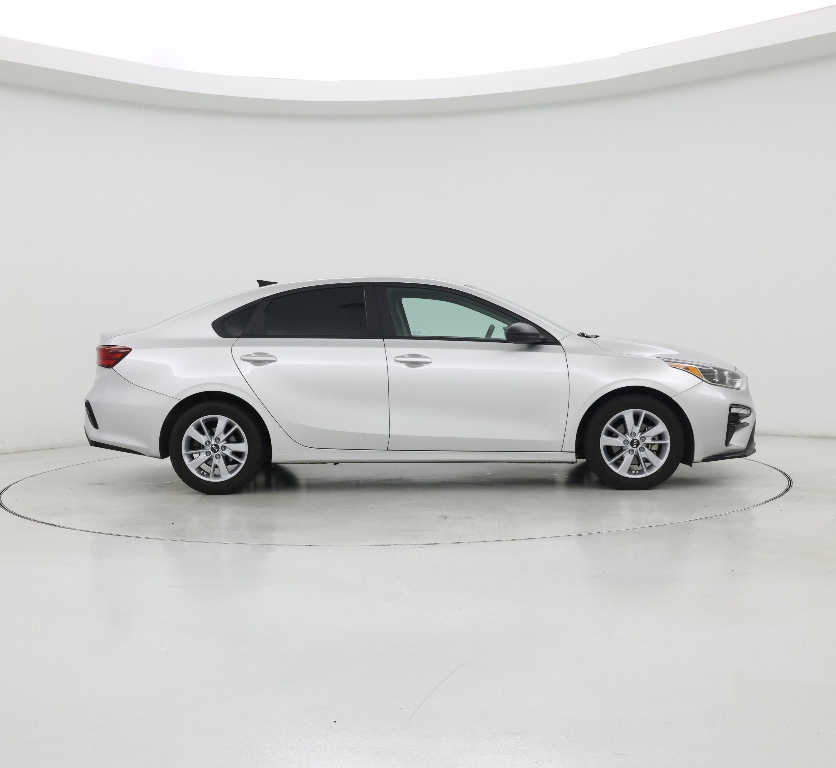 Thumbnail: 2019 Kia Forte - 7