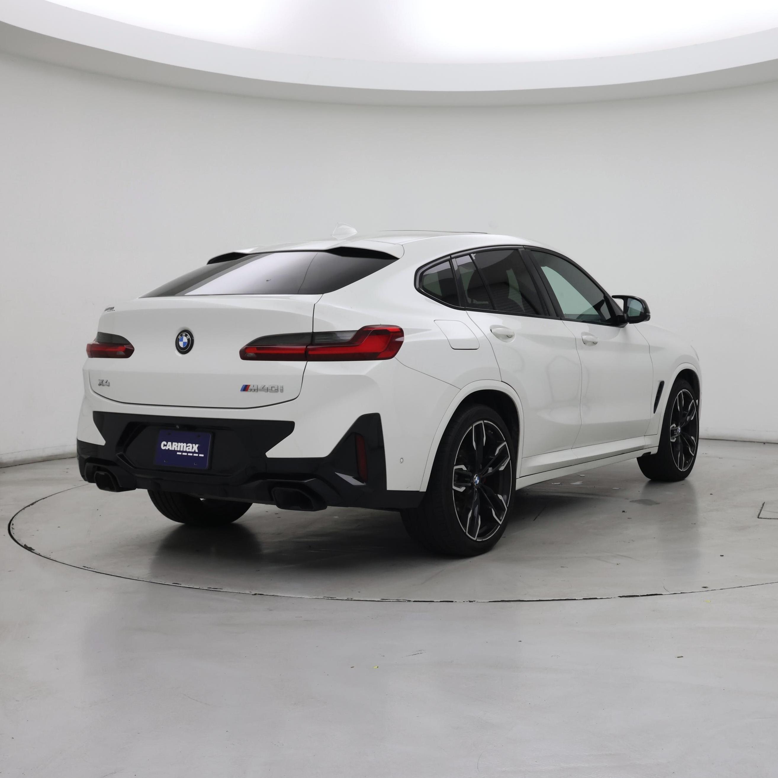 Thumbnail: 2022 BMW X4 - 8