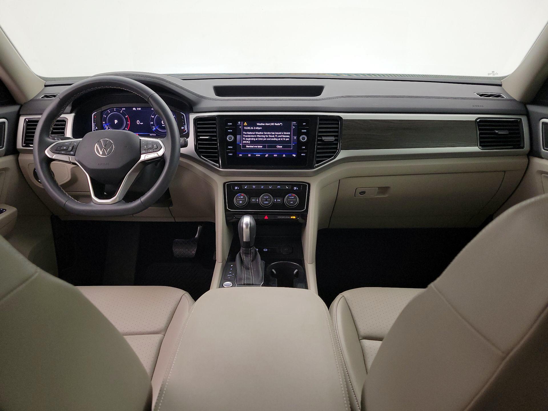 Thumbnail: 2022 Volkswagen Atlas - 9