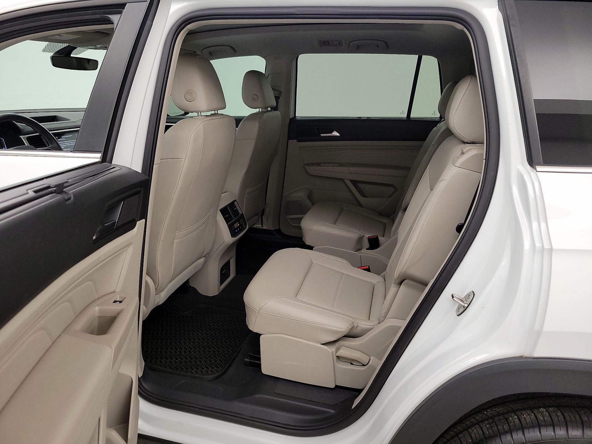 Thumbnail: 2022 Volkswagen Atlas - 20