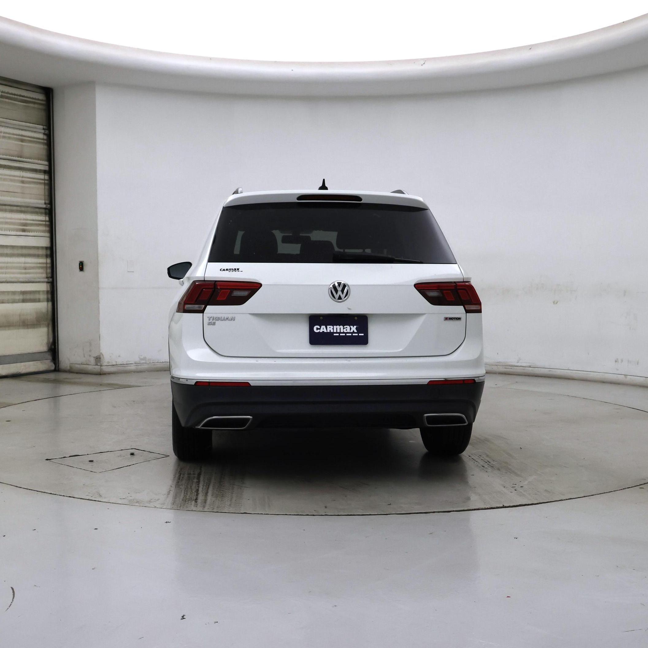 Thumbnail: 2020 Volkswagen Tiguan - 6