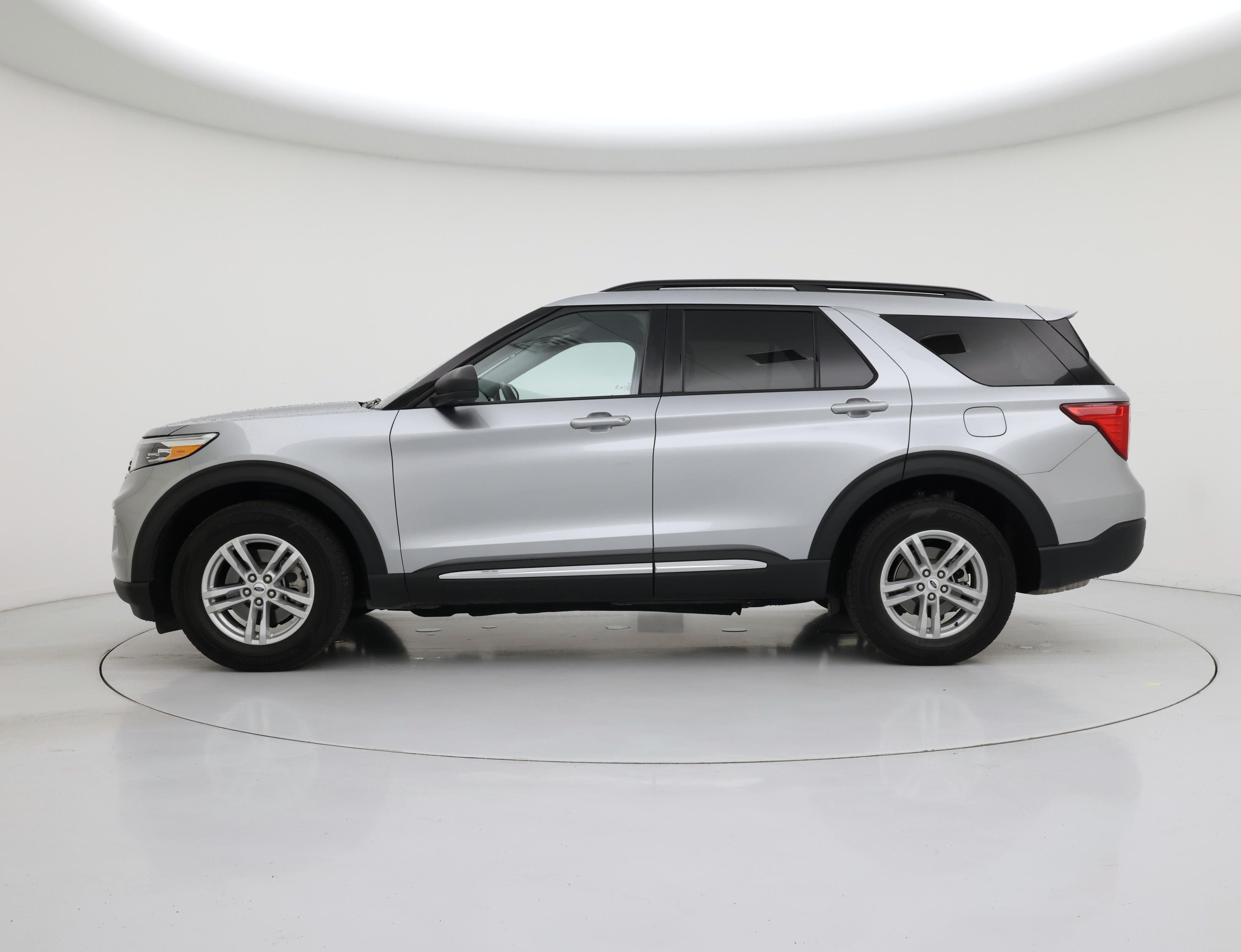 Thumbnail: 2024 Ford Explorer - 3