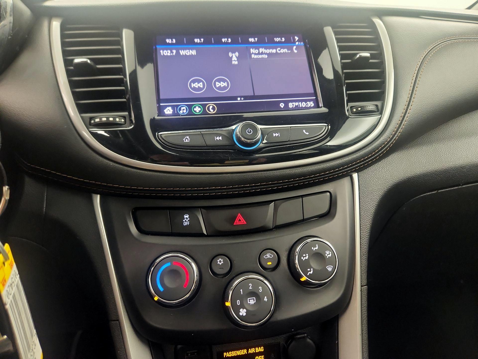 Thumbnail: 2021 Chevrolet Trax - 15