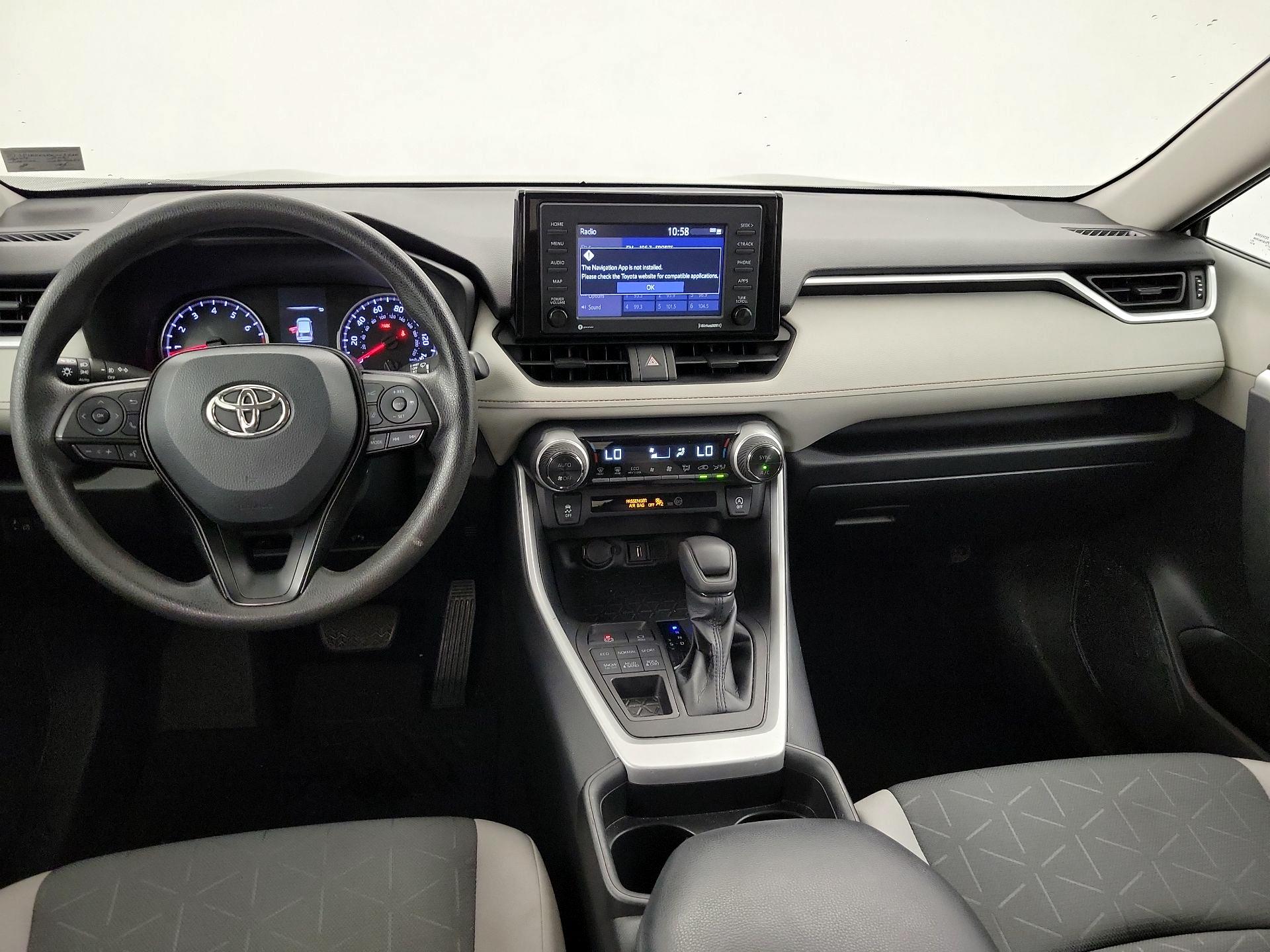 Thumbnail: 2021 Toyota RAV4 - 9
