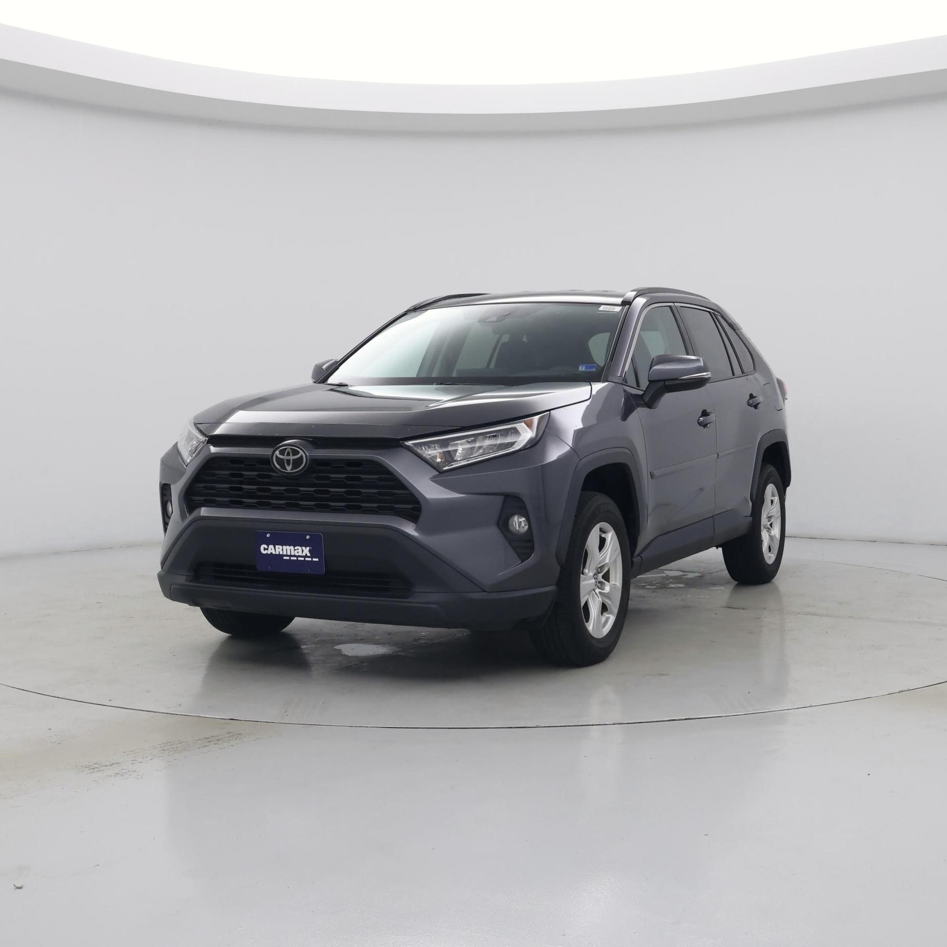 Thumbnail: 2021 Toyota RAV4 - 4