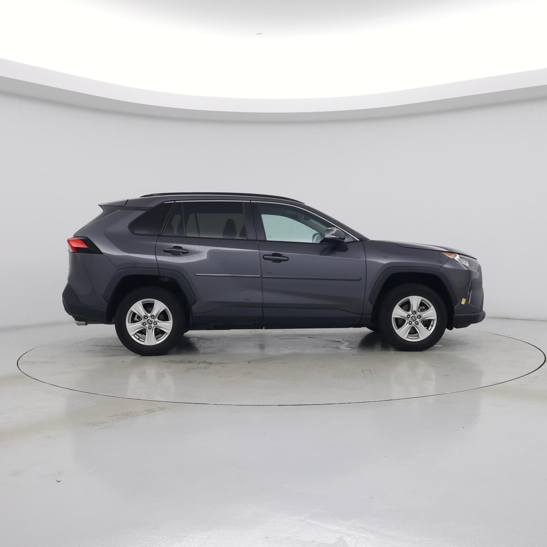 Thumbnail: 2021 Toyota RAV4 - 7