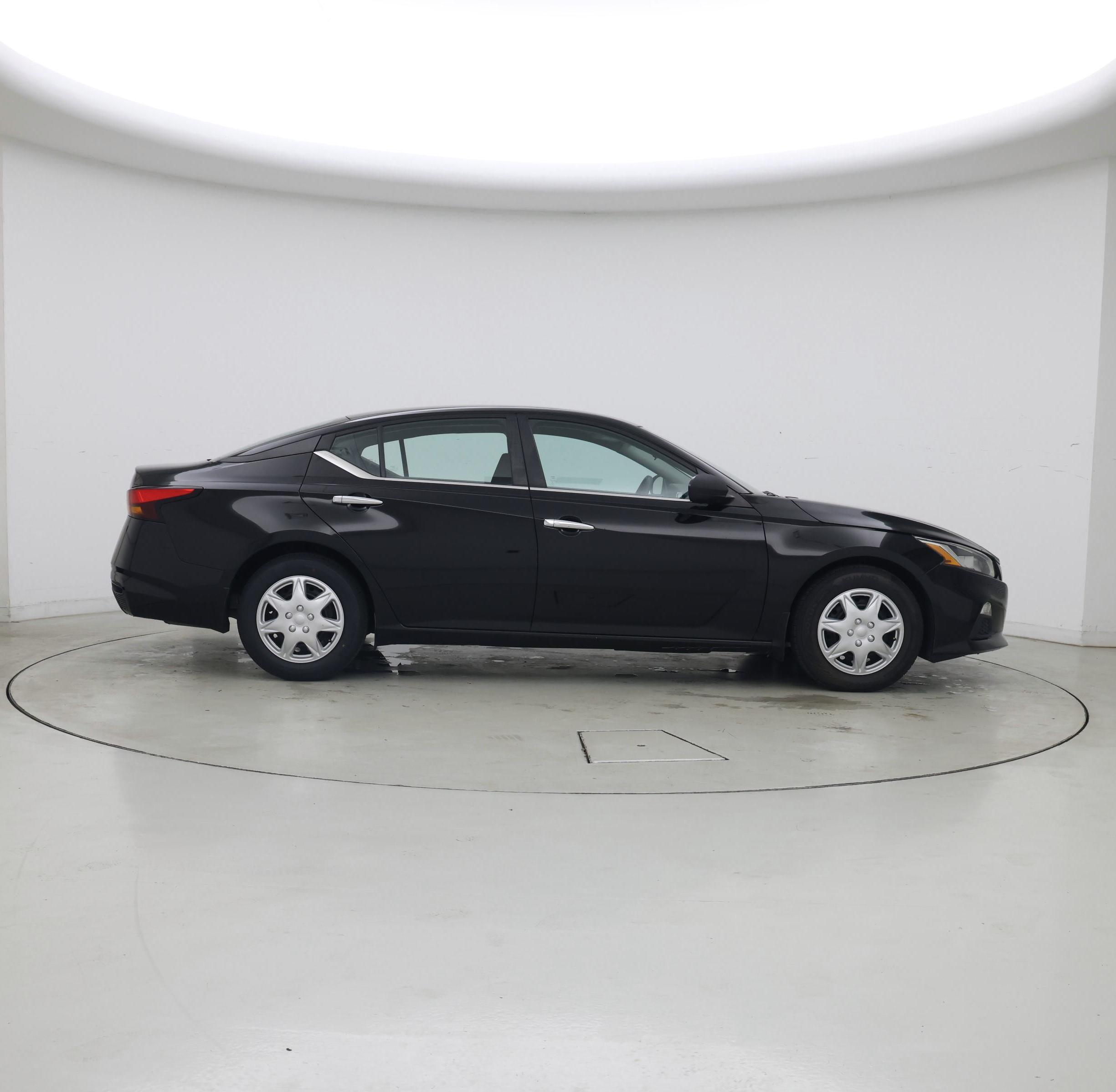 Thumbnail: 2021 Nissan Altima - 7
