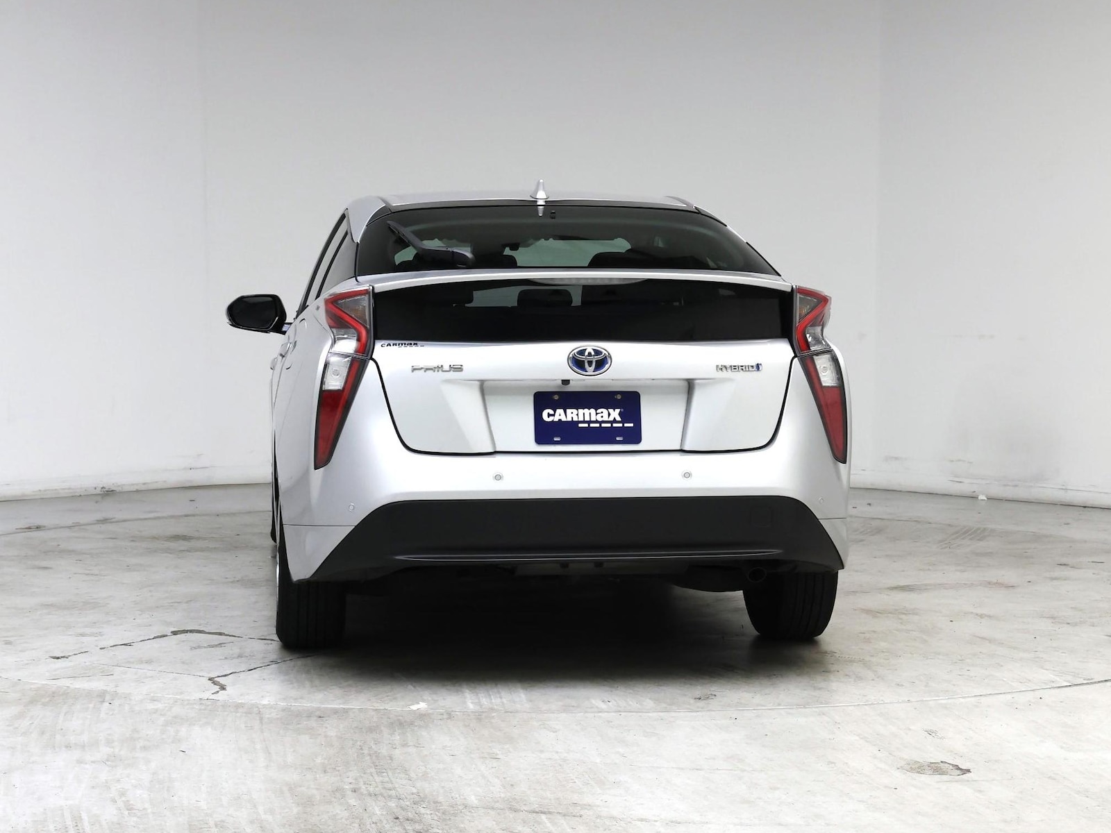 2018 Toyota Prius Three - Photo 7