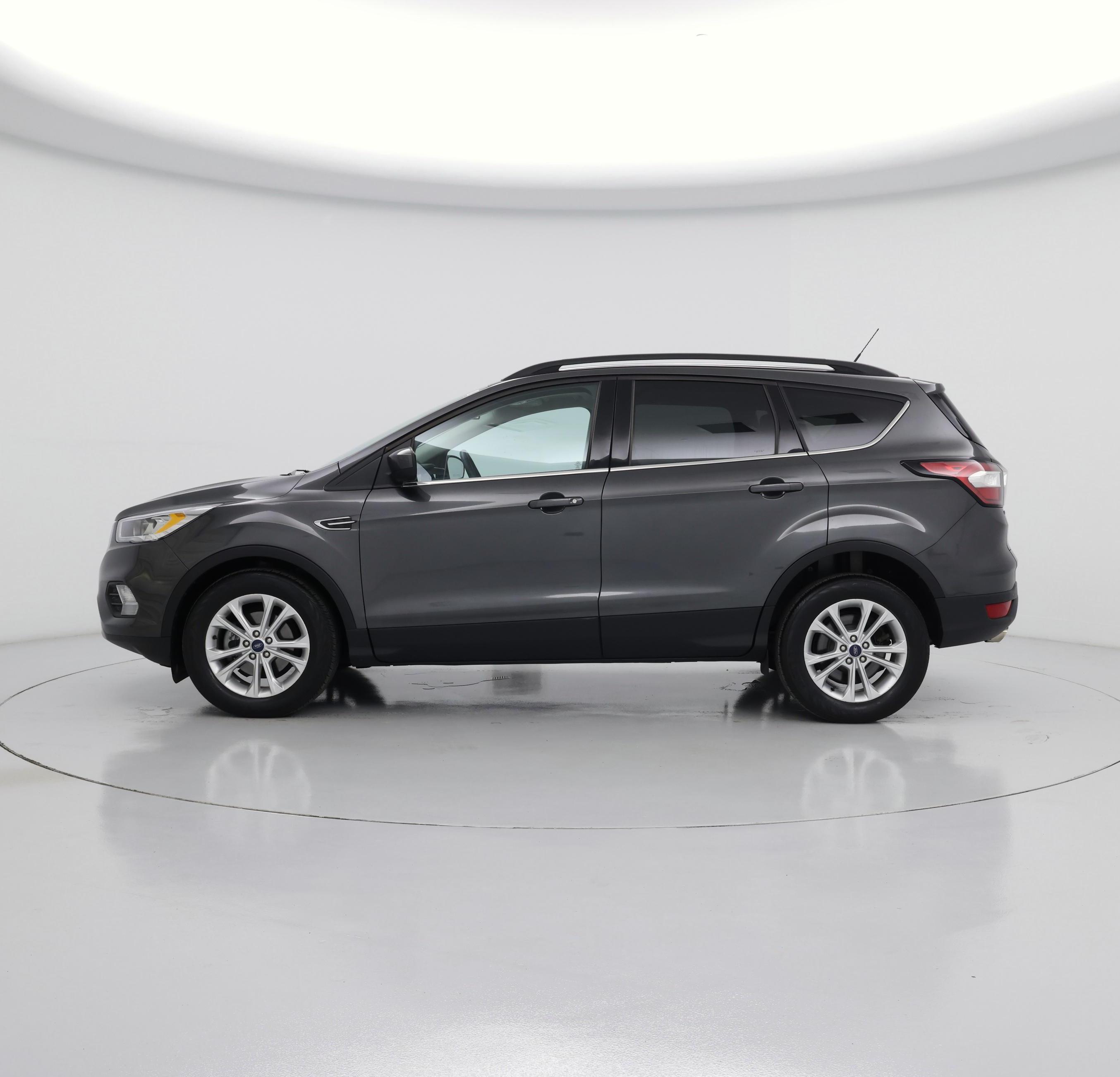 Thumbnail: 2018 Ford Escape - 3
