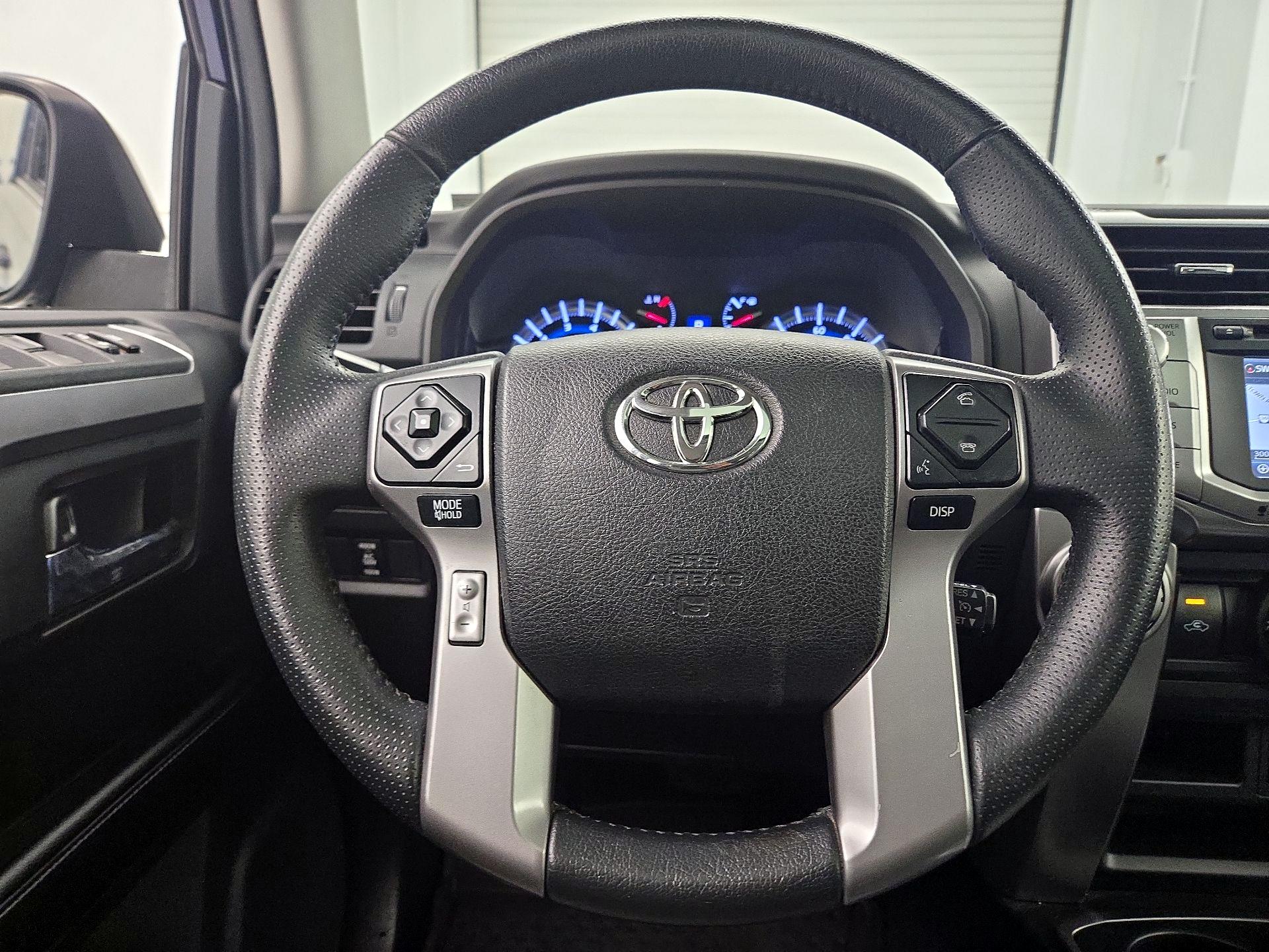 Thumbnail: 2017 Toyota 4Runner - 10