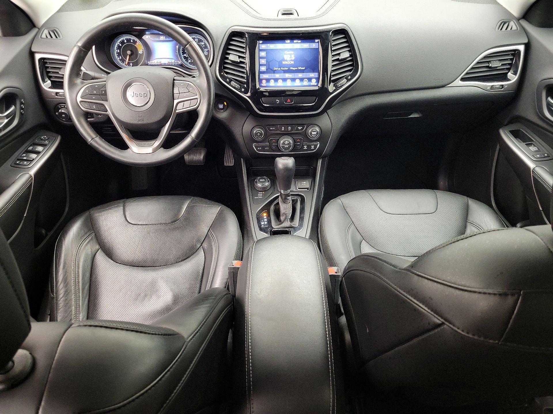 Thumbnail: 2019 Jeep Cherokee - 9