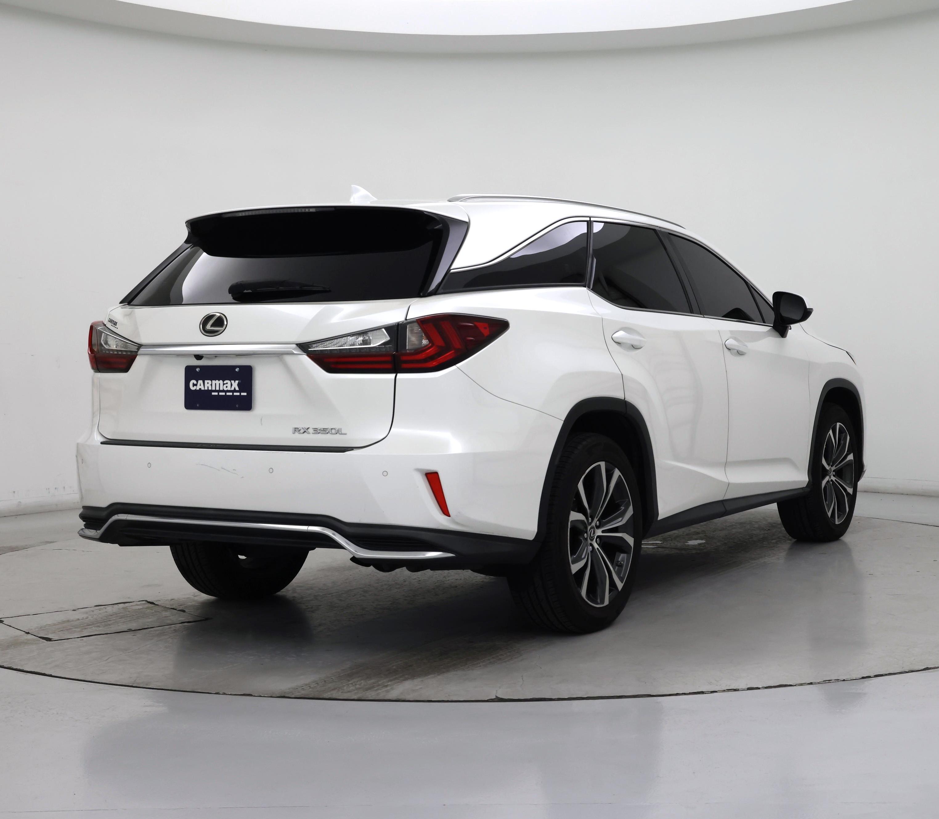 Thumbnail: 2019 Lexus RX - 8