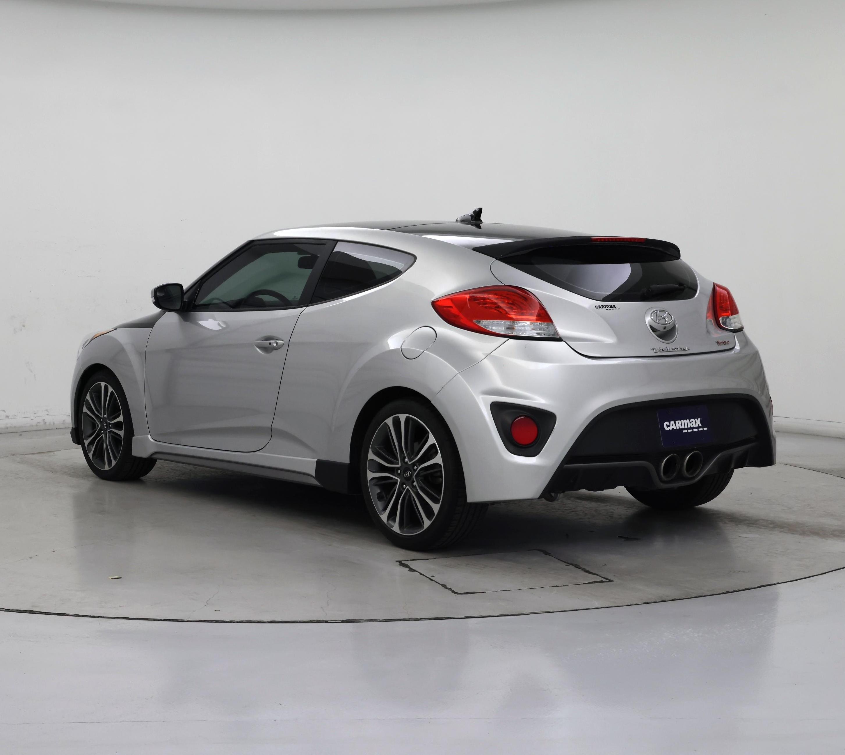 Thumbnail: 2017 Hyundai Veloster - 2