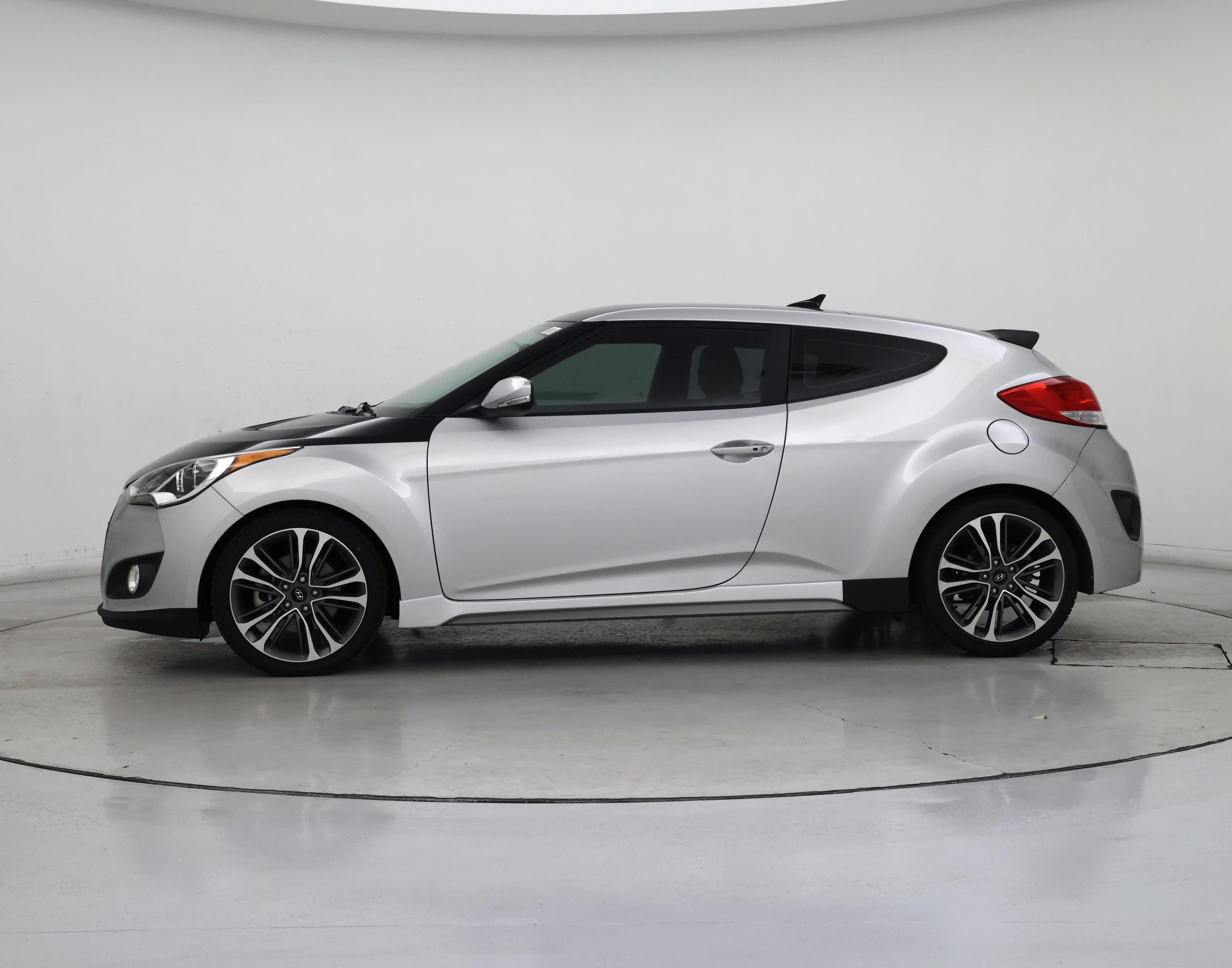 Thumbnail: 2017 Hyundai Veloster - 3
