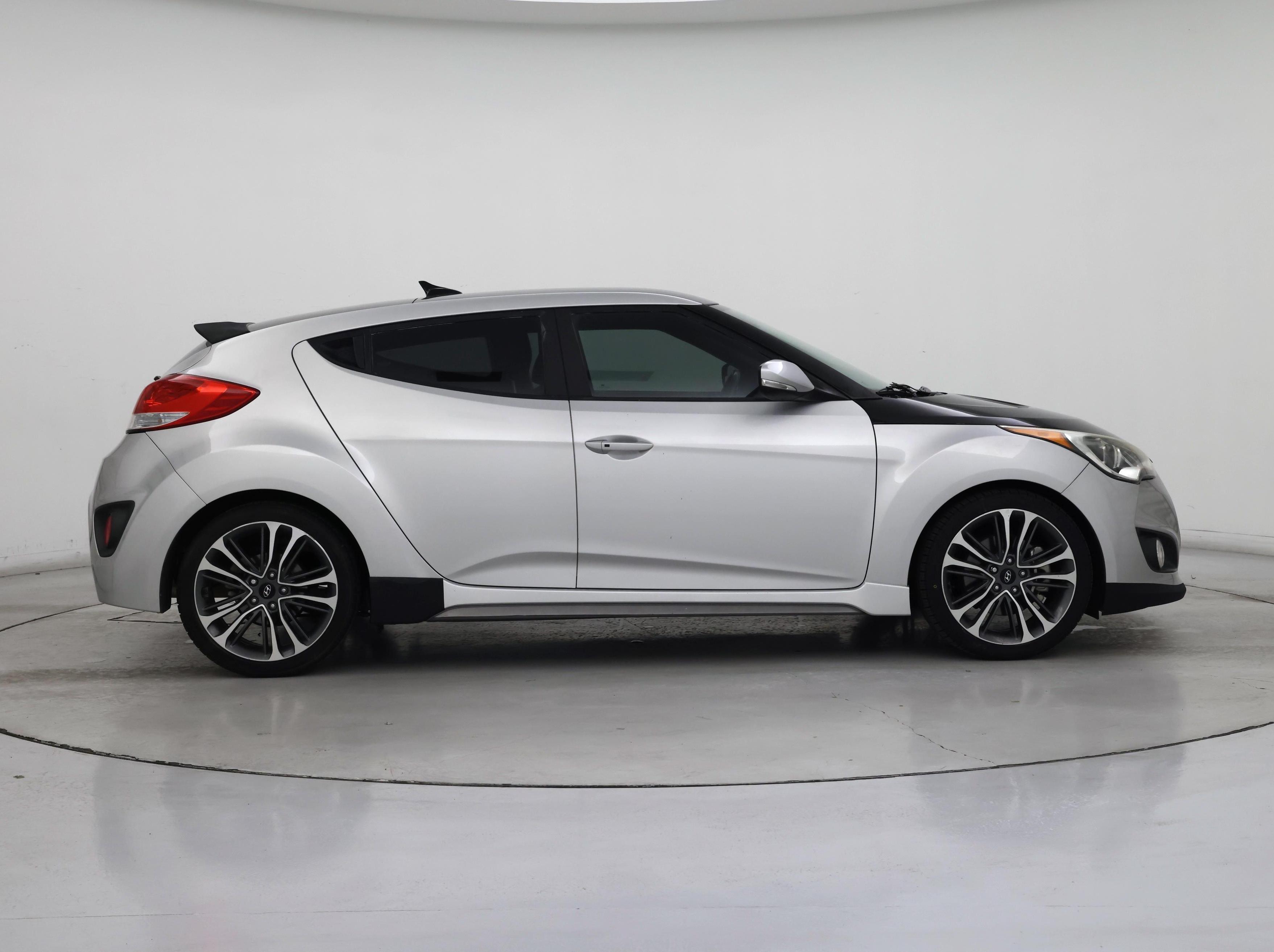 Thumbnail: 2017 Hyundai Veloster - 7