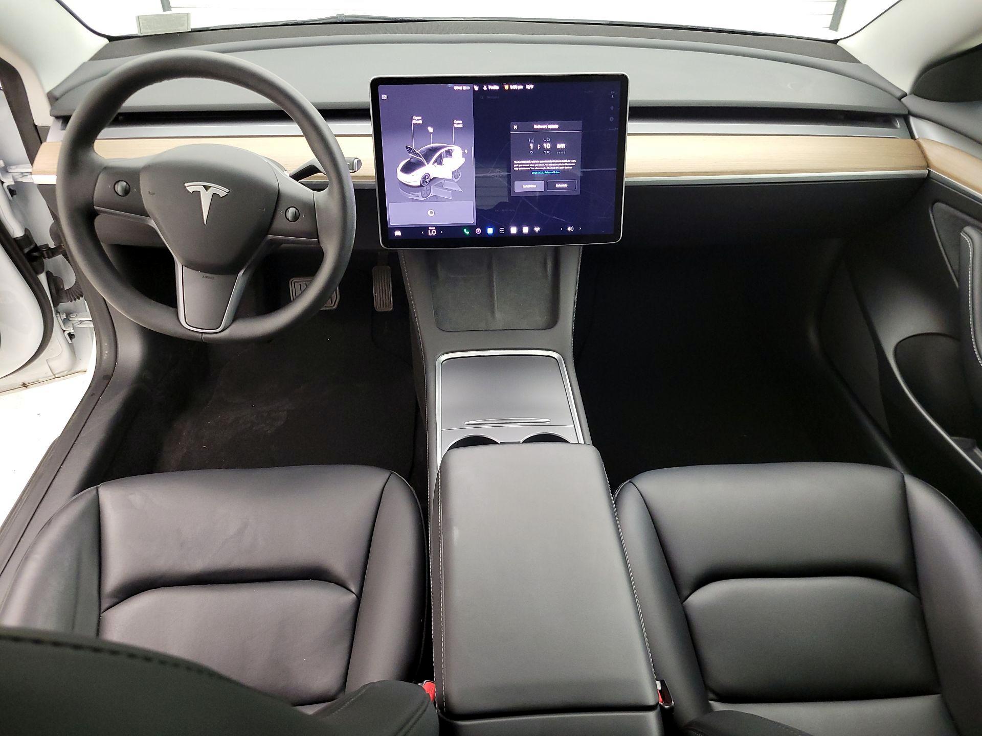Thumbnail: 2023 Tesla Model 3 - 9