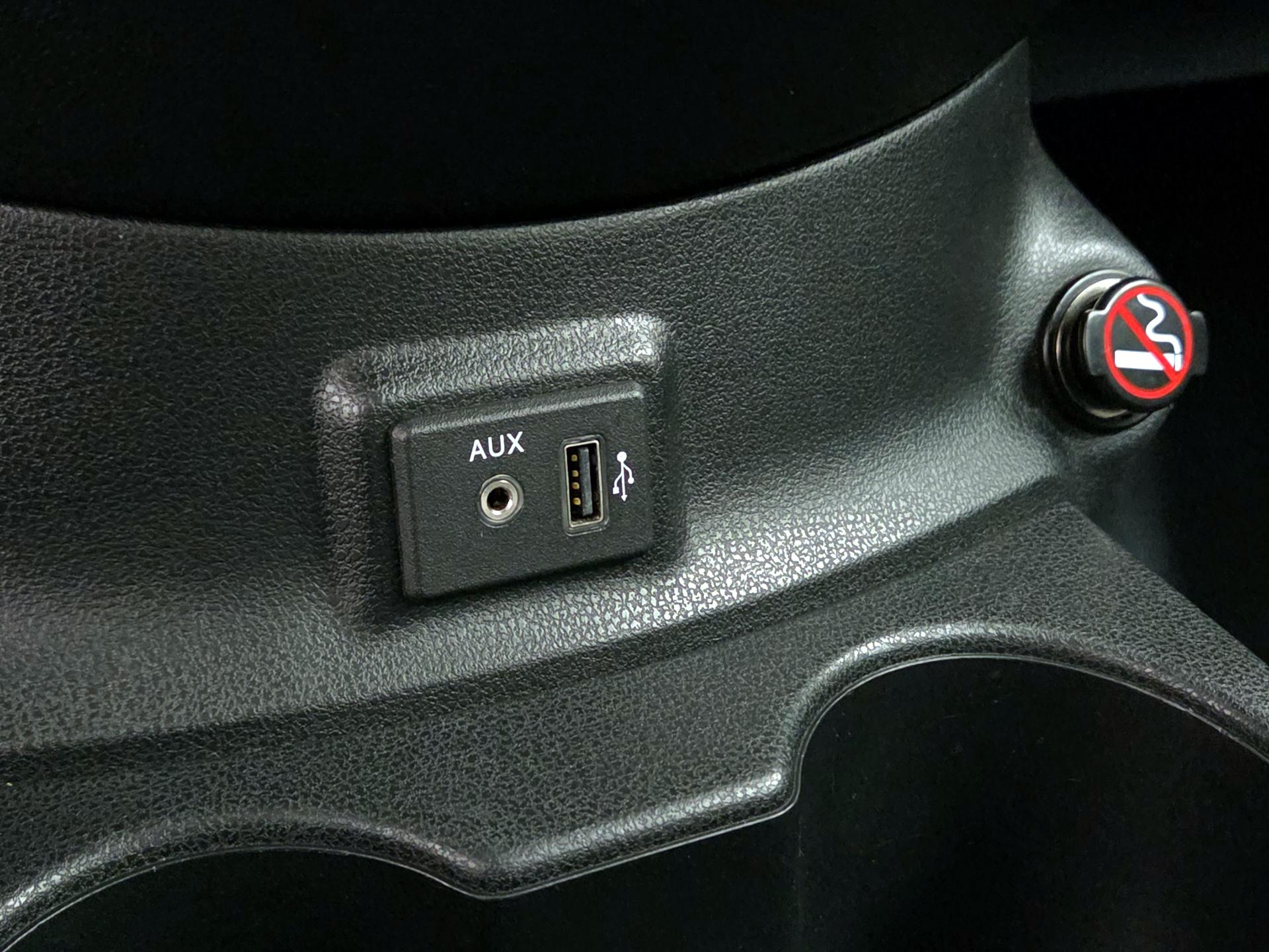 Thumbnail: 2019 Nissan Versa - 18
