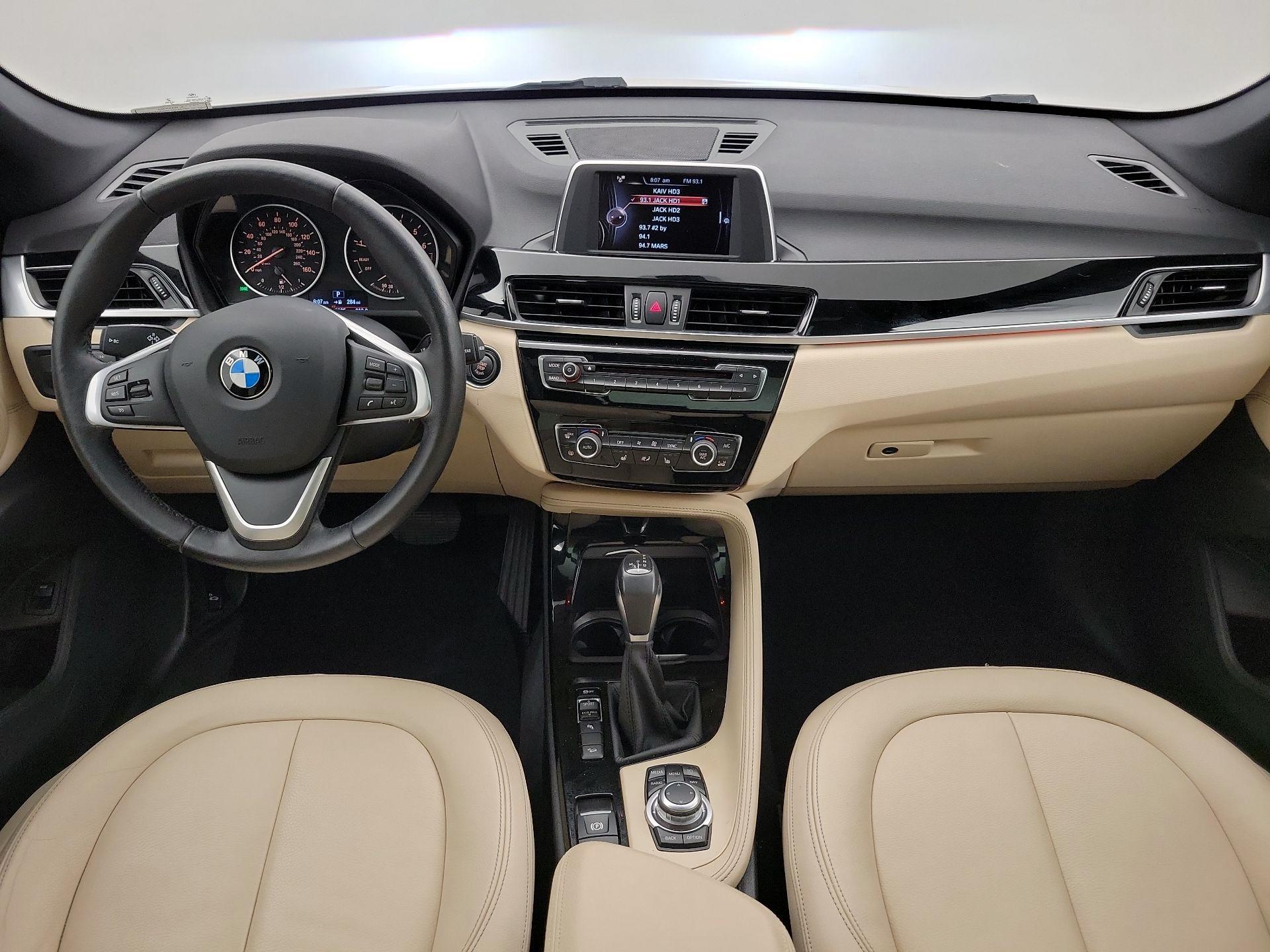 Thumbnail: 2016 BMW X1 - 9