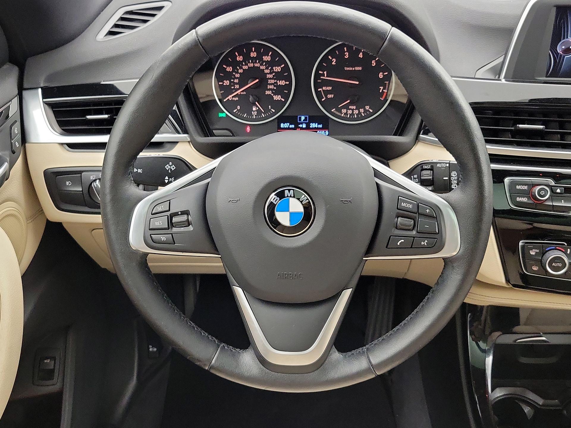 Thumbnail: 2016 BMW X1 - 10