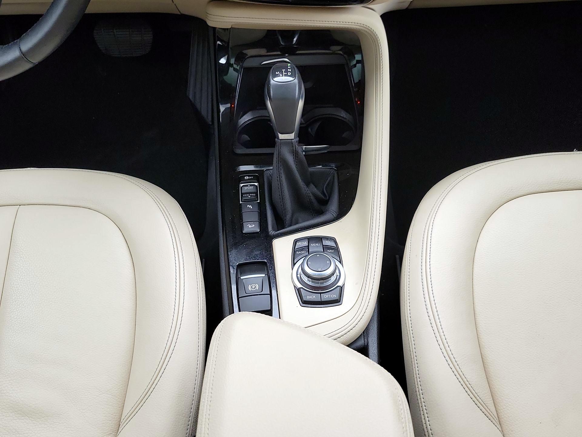 Thumbnail: 2016 BMW X1 - 18