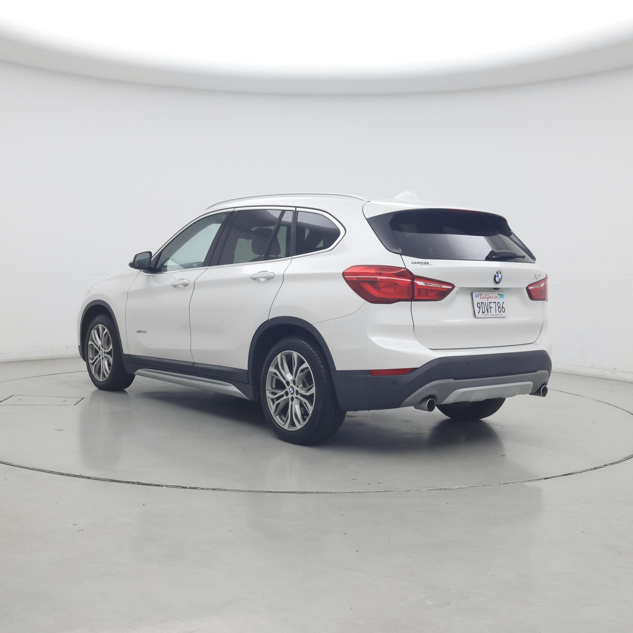 Thumbnail: 2016 BMW X1 - 2