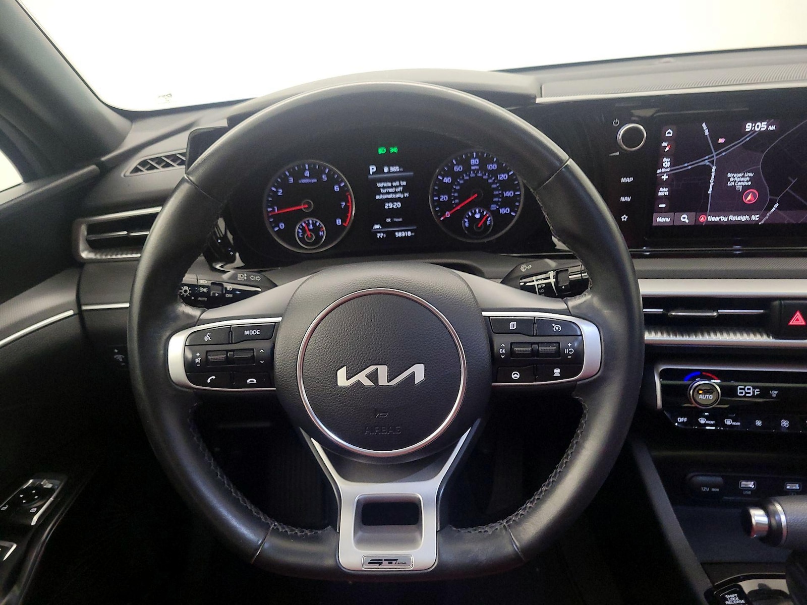 2023 Kia K5 GT-Line - Photo 9