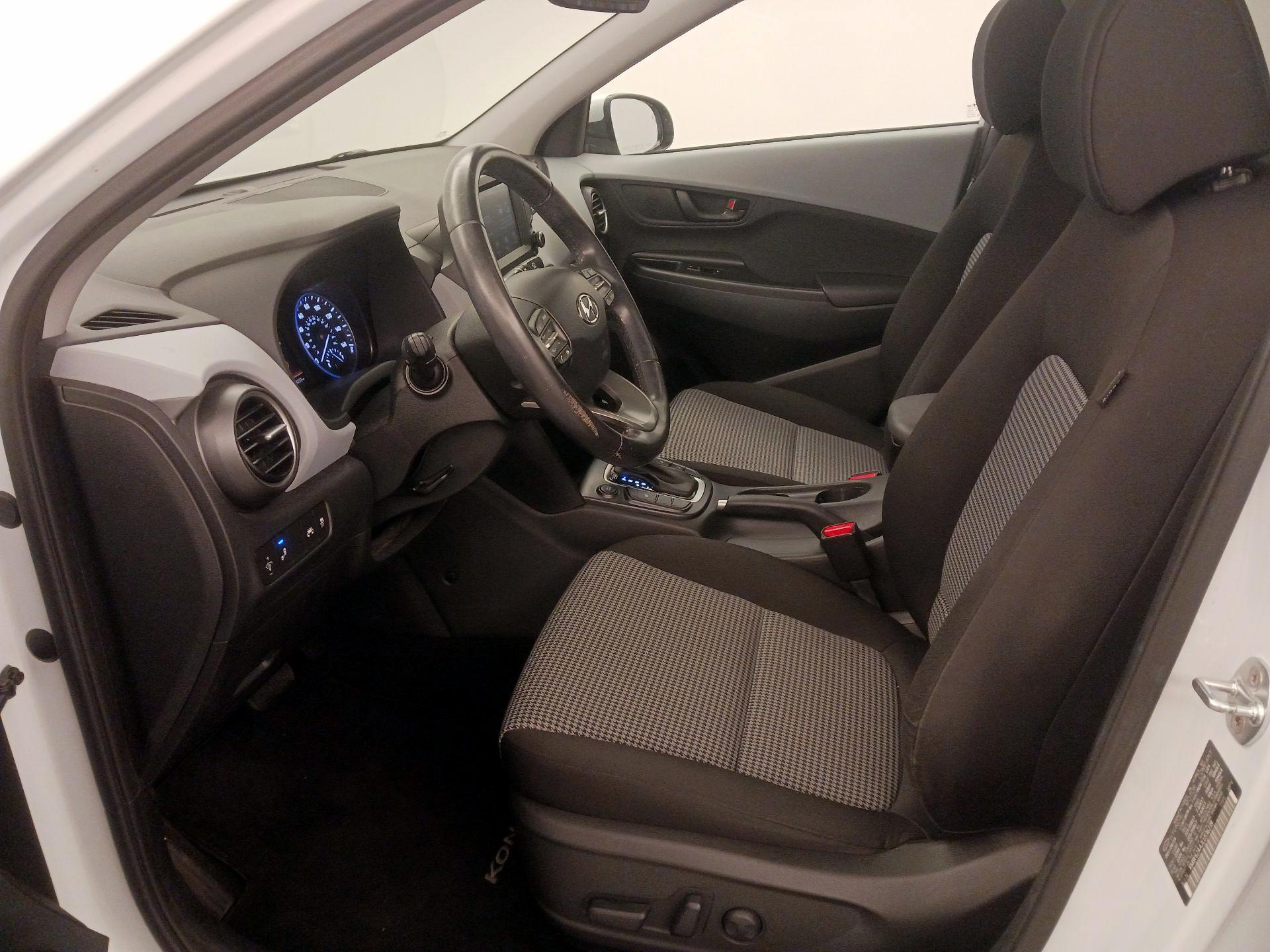 Thumbnail: 2020 Hyundai Kona - 11