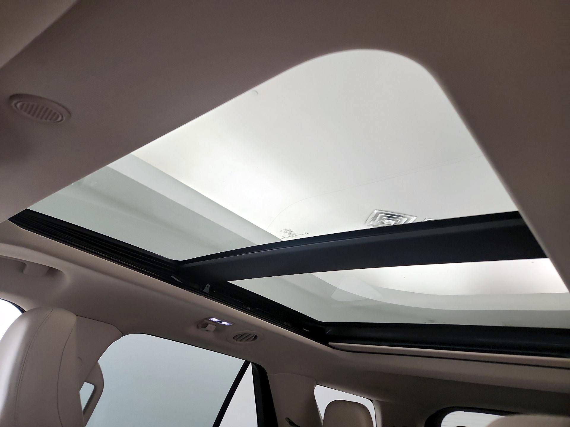 Thumbnail: 2021 Ford Explorer - 20