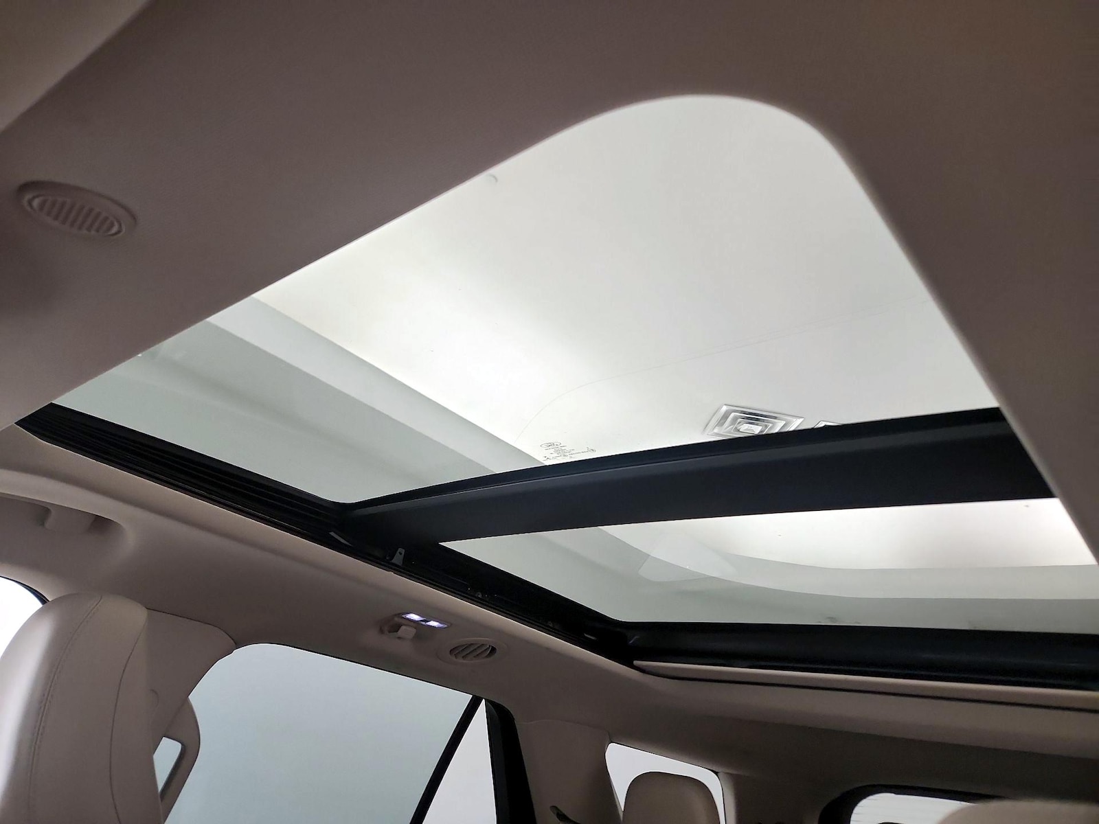 2021 Ford Explorer XLT - Photo 21