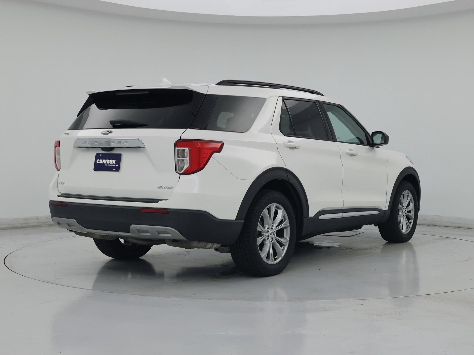 2021 Ford Explorer XLT - Photo 9