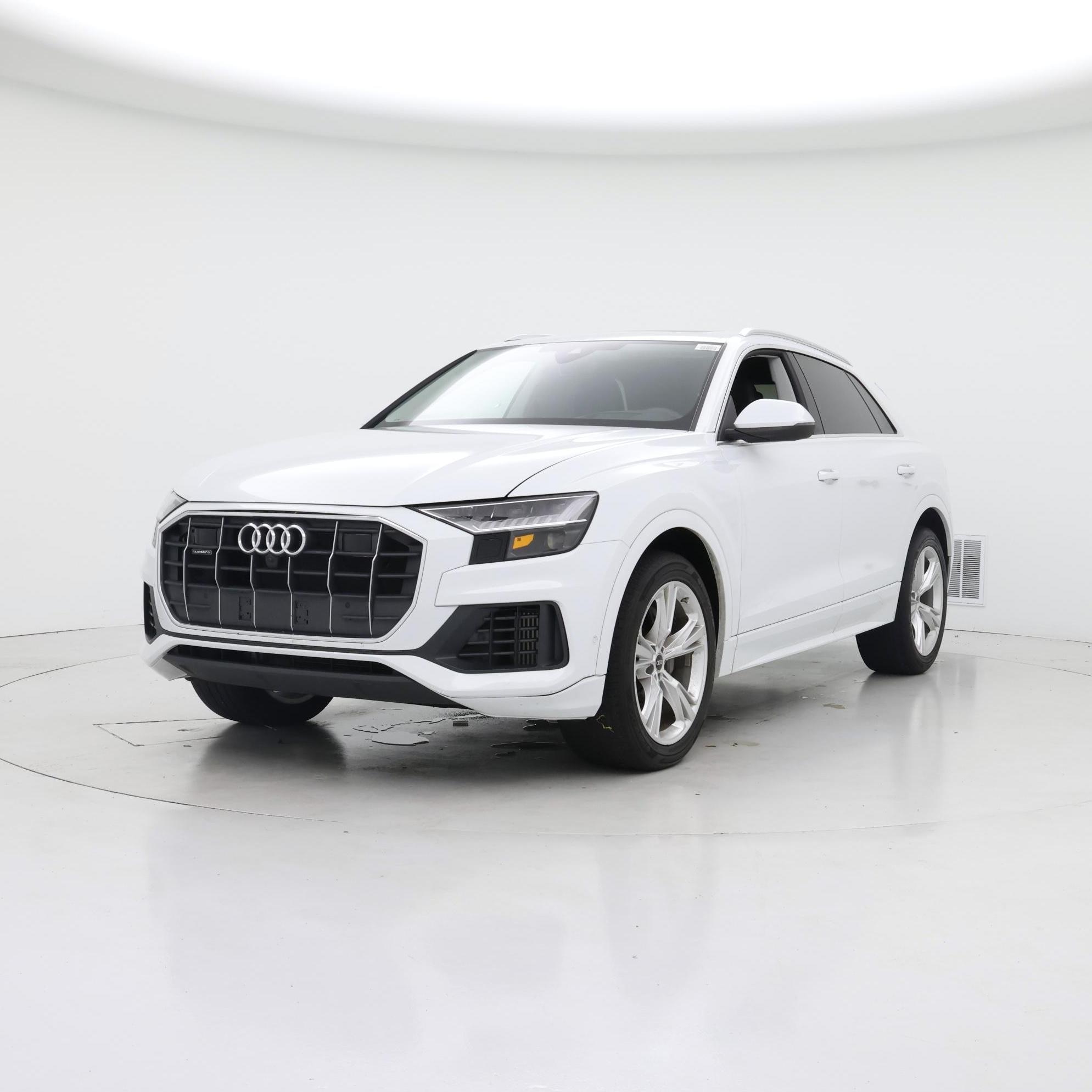 Thumbnail: 2023 Audi Q8 - 4