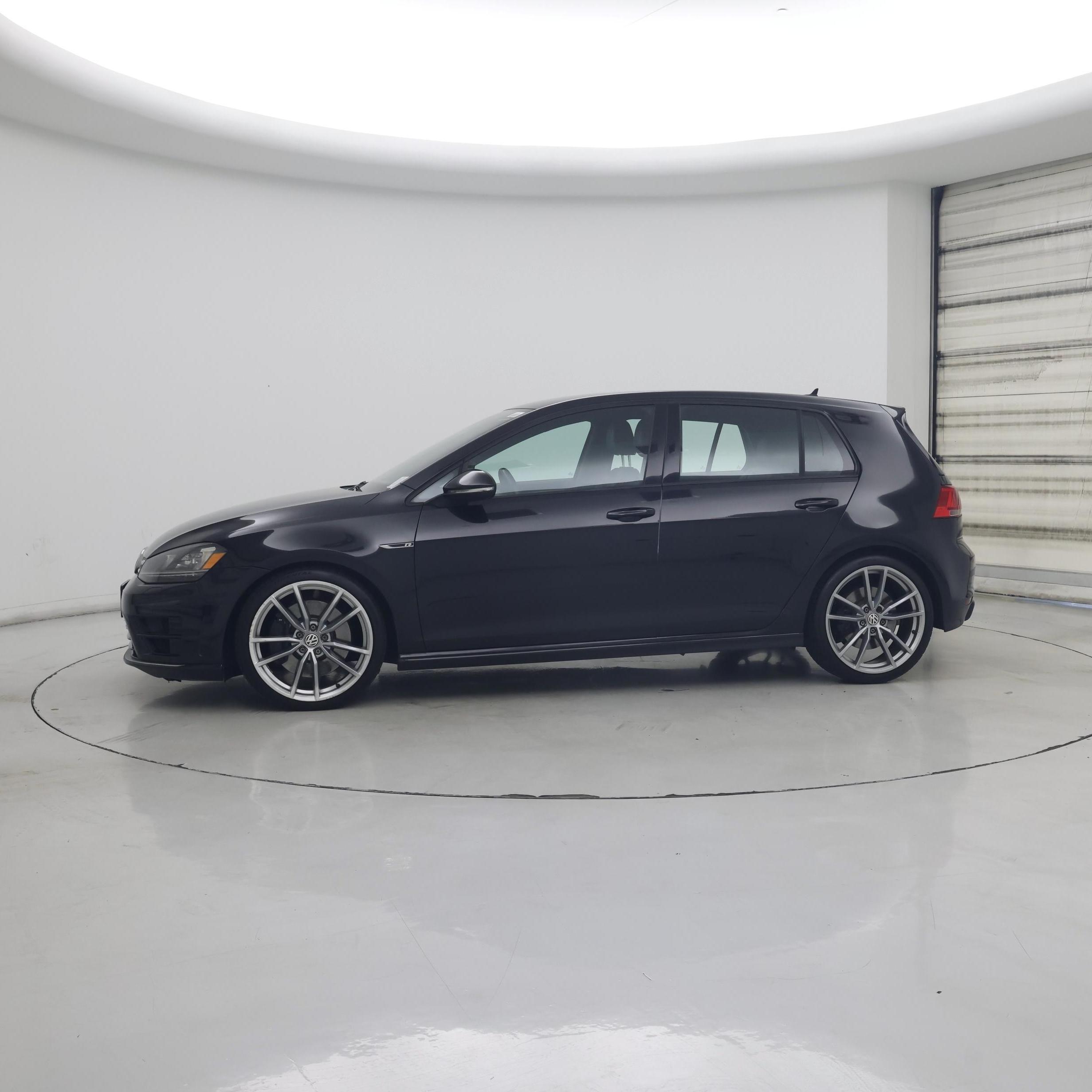 Thumbnail: 2017 Volkswagen Golf - 3