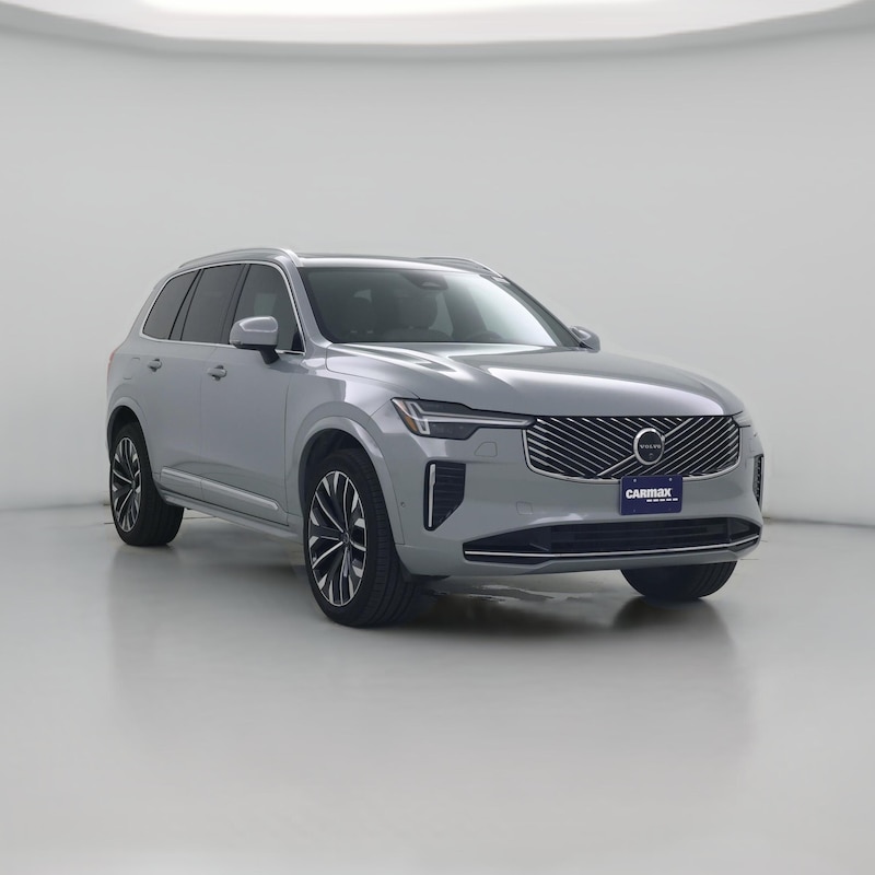 2025 Volvo XC90 B6 Plus