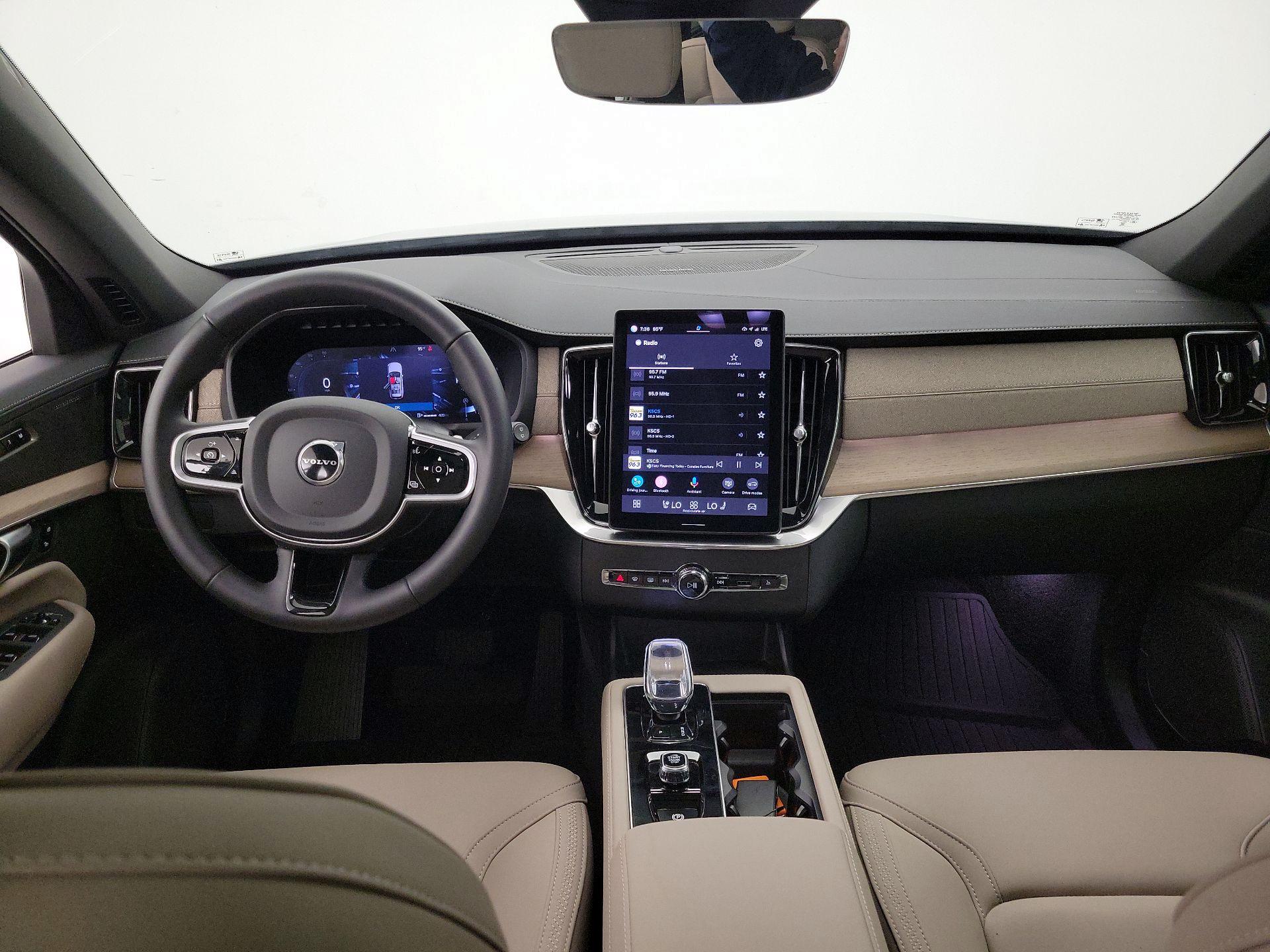 Thumbnail: 2025 Volvo XC90 - 9