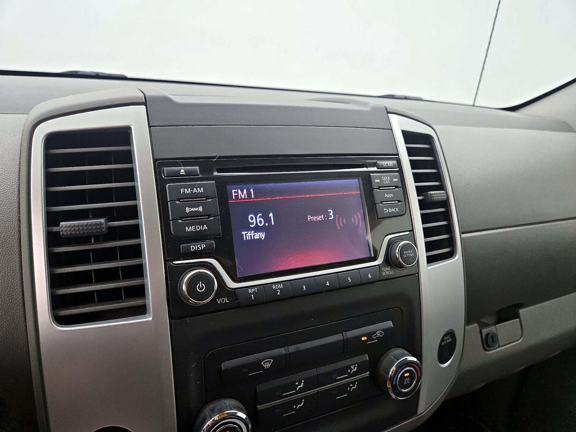 Thumbnail: 2016 Nissan Frontier - 14