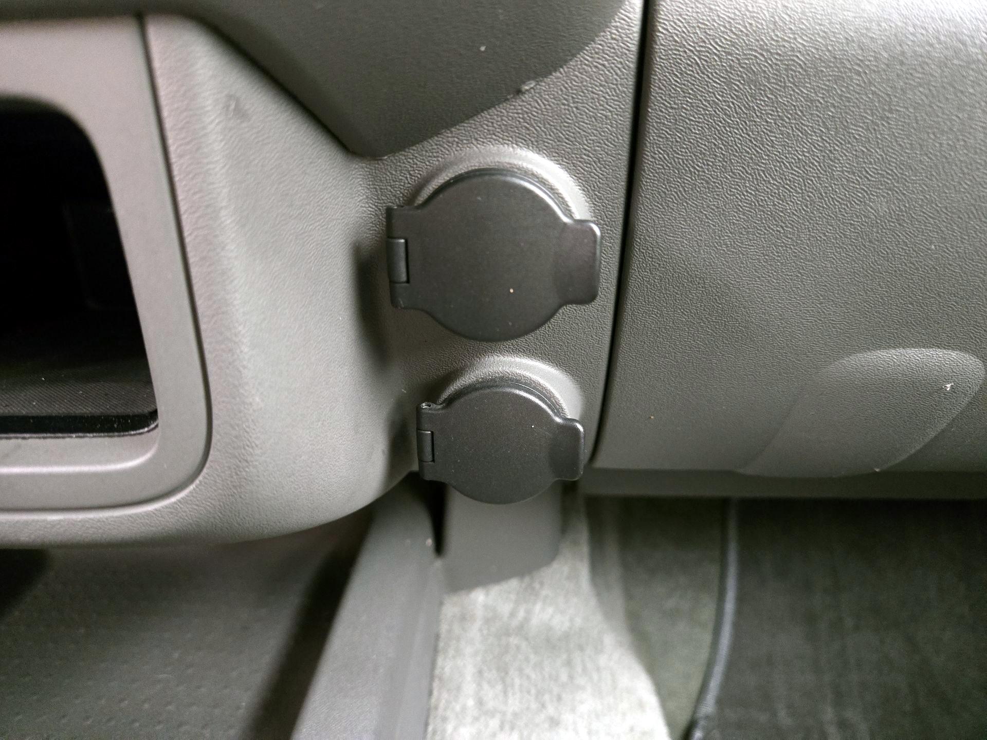 Thumbnail: 2016 Nissan Frontier - 17