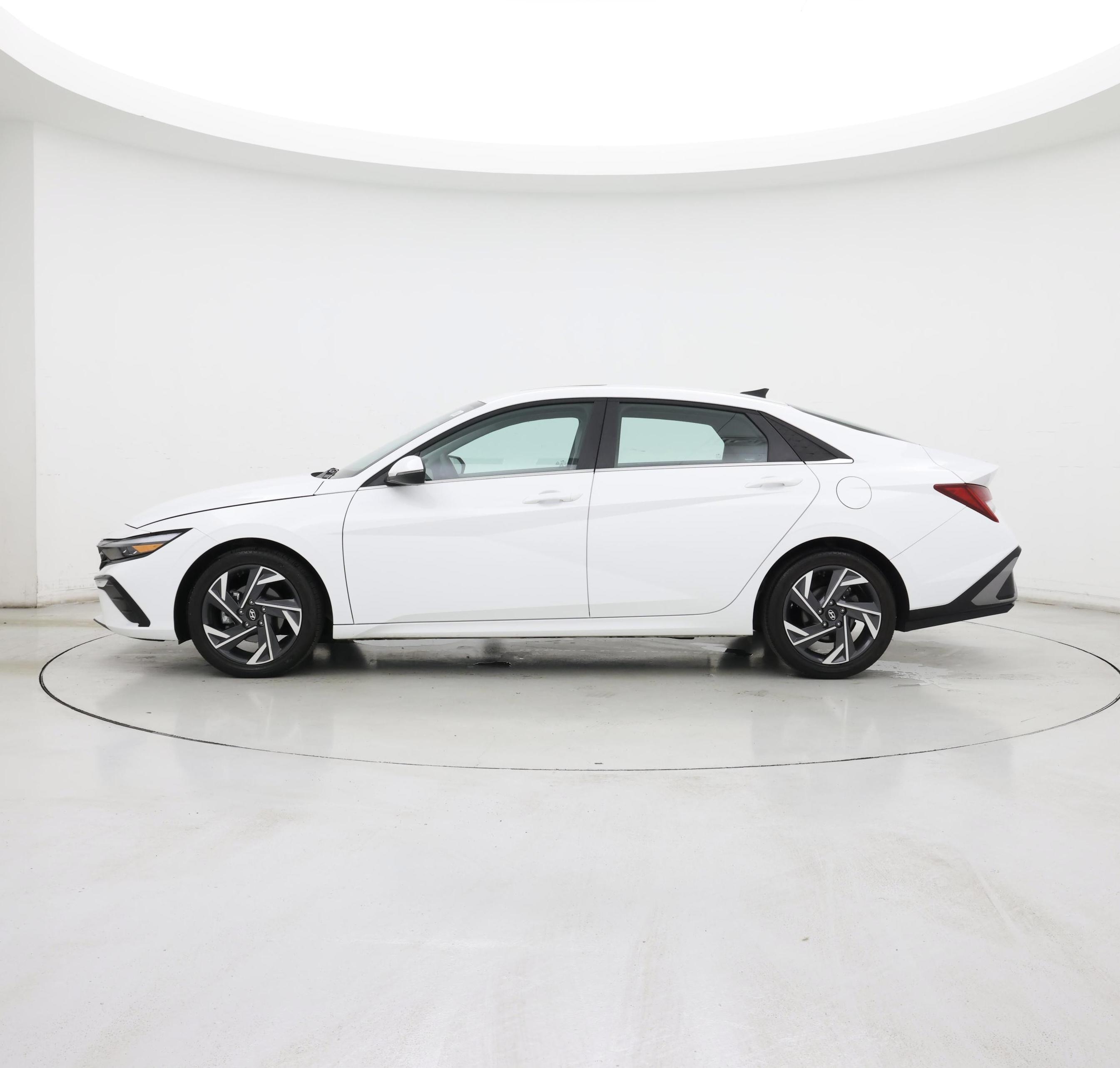 Thumbnail: 2025 Hyundai Elantra - 3