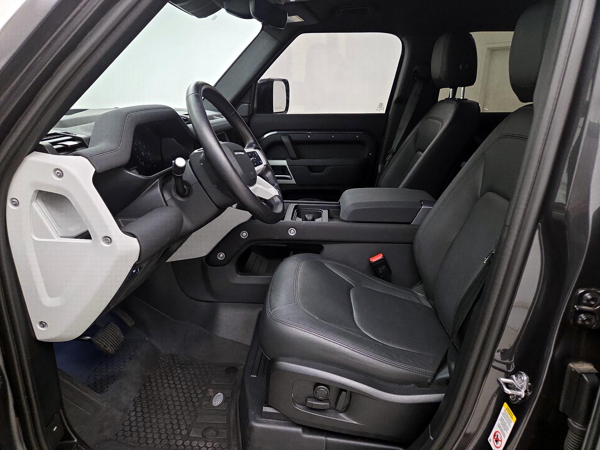Thumbnail: 2023 Land Rover Defender - 11