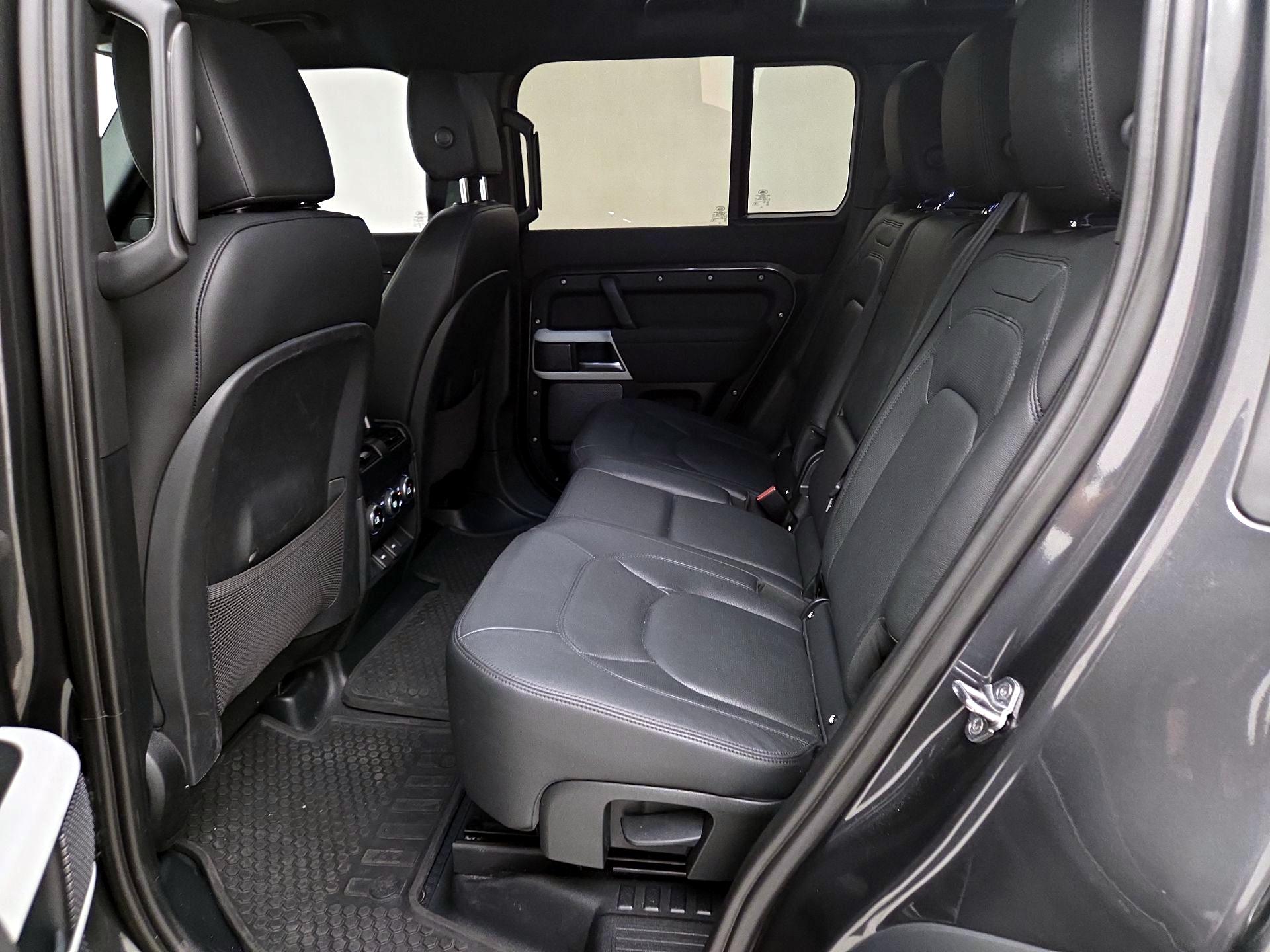 Thumbnail: 2023 Land Rover Defender - 20