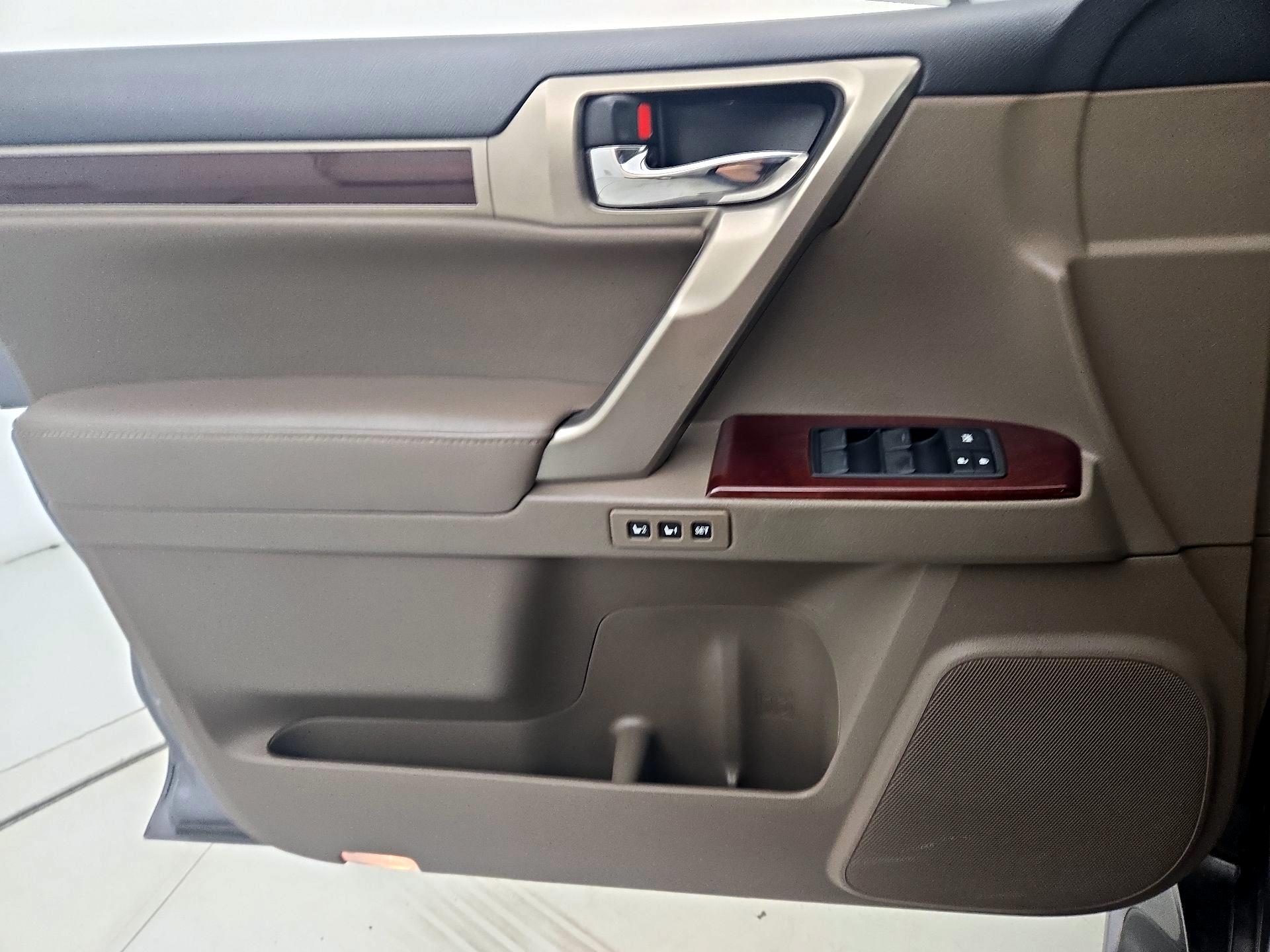 Thumbnail: 2018 Lexus GX - 12