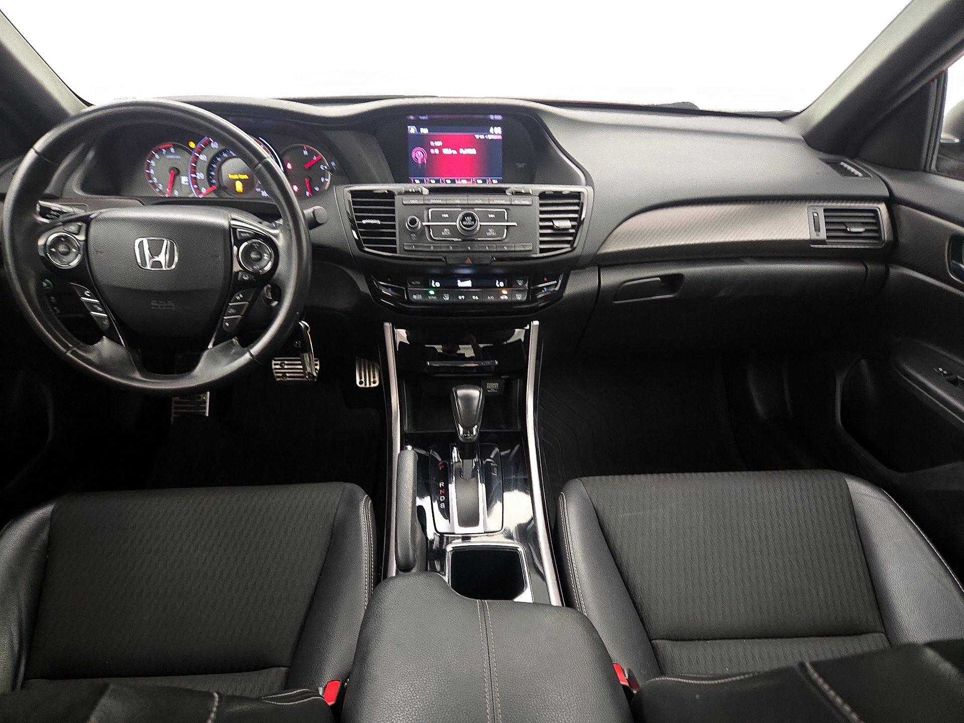 Thumbnail: 2017 Honda Accord - 9