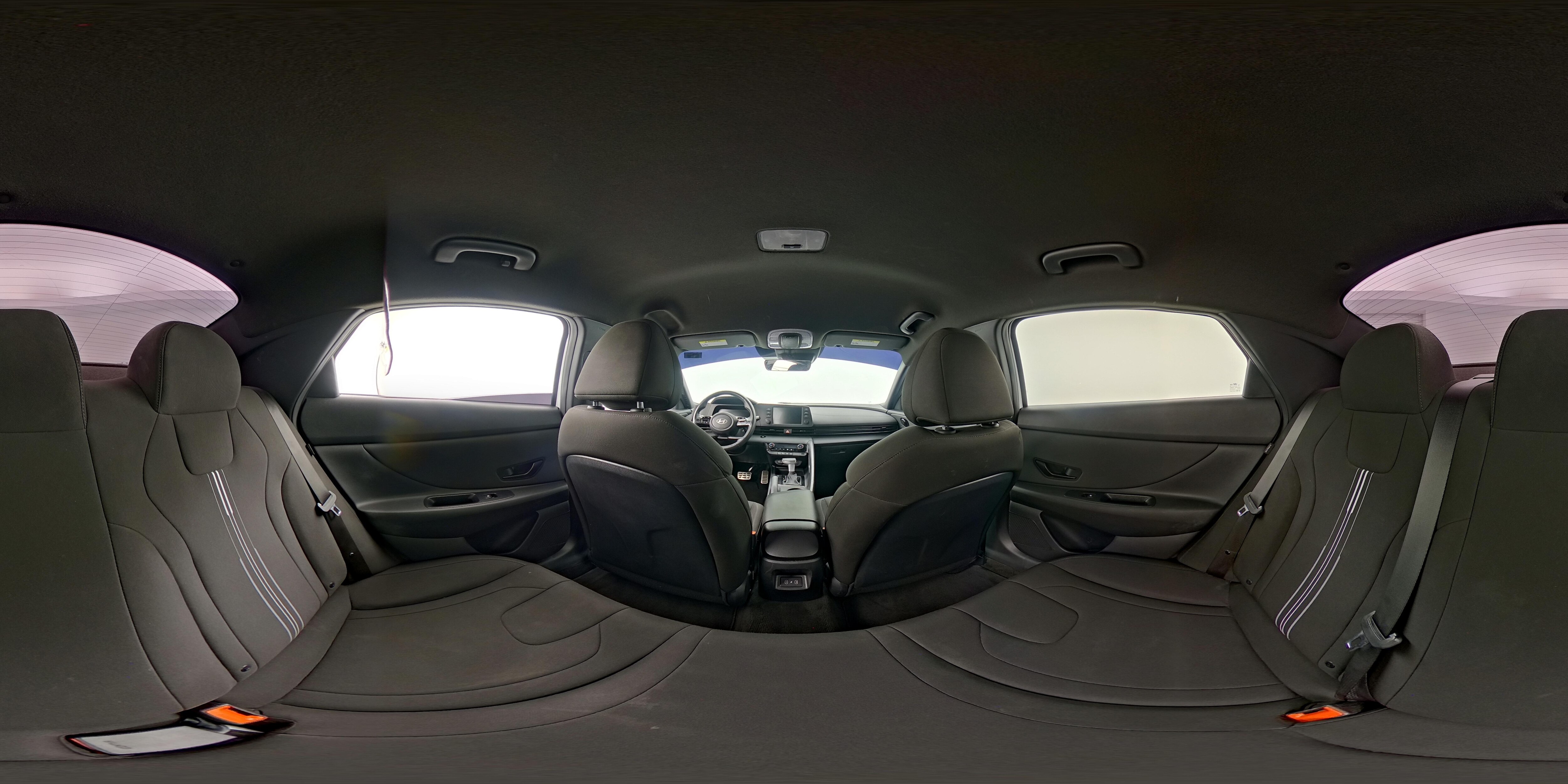 2025 Hyundai Elantra SEL - Photo 25