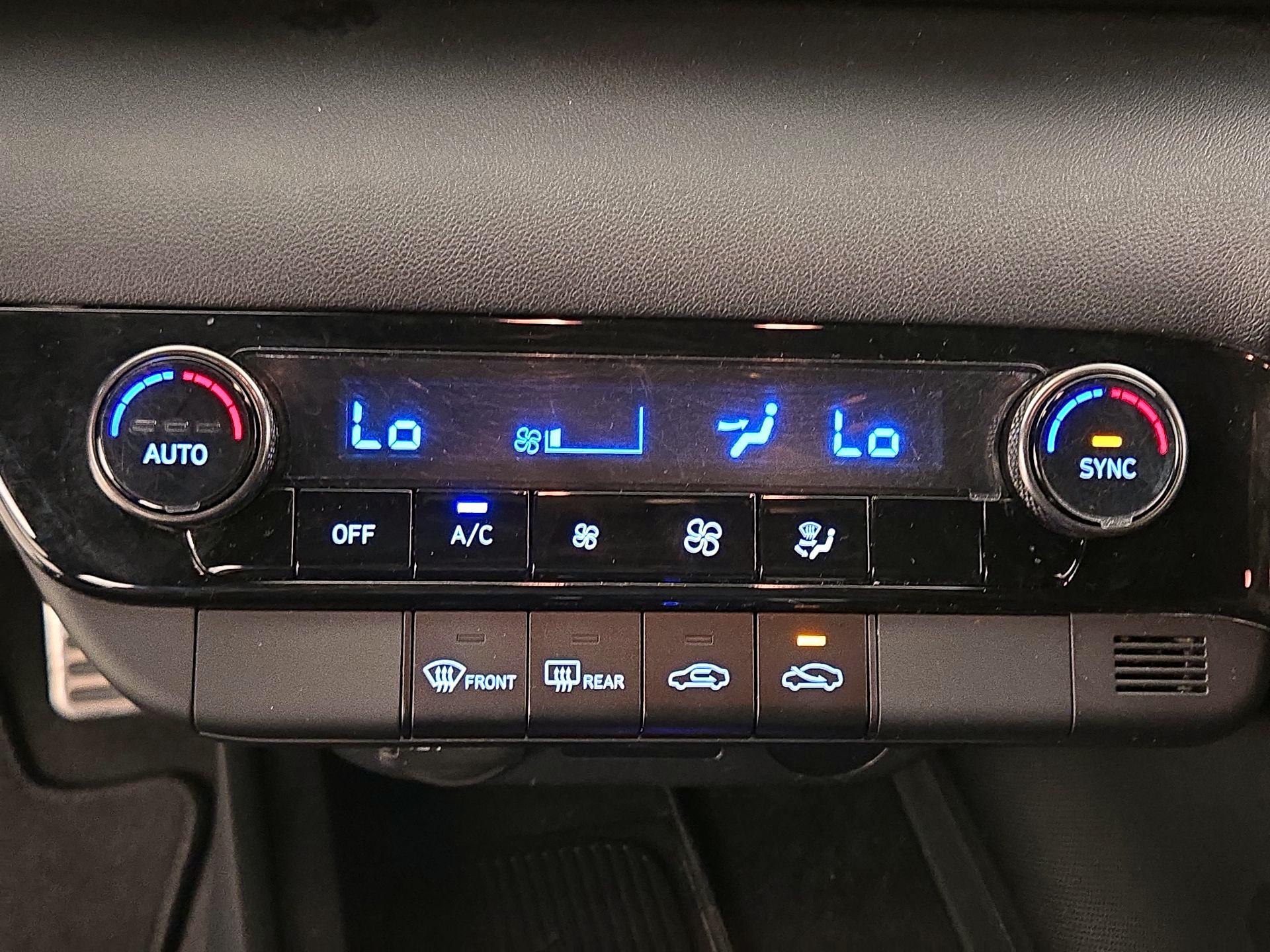 Thumbnail: 2025 Hyundai Elantra - 16