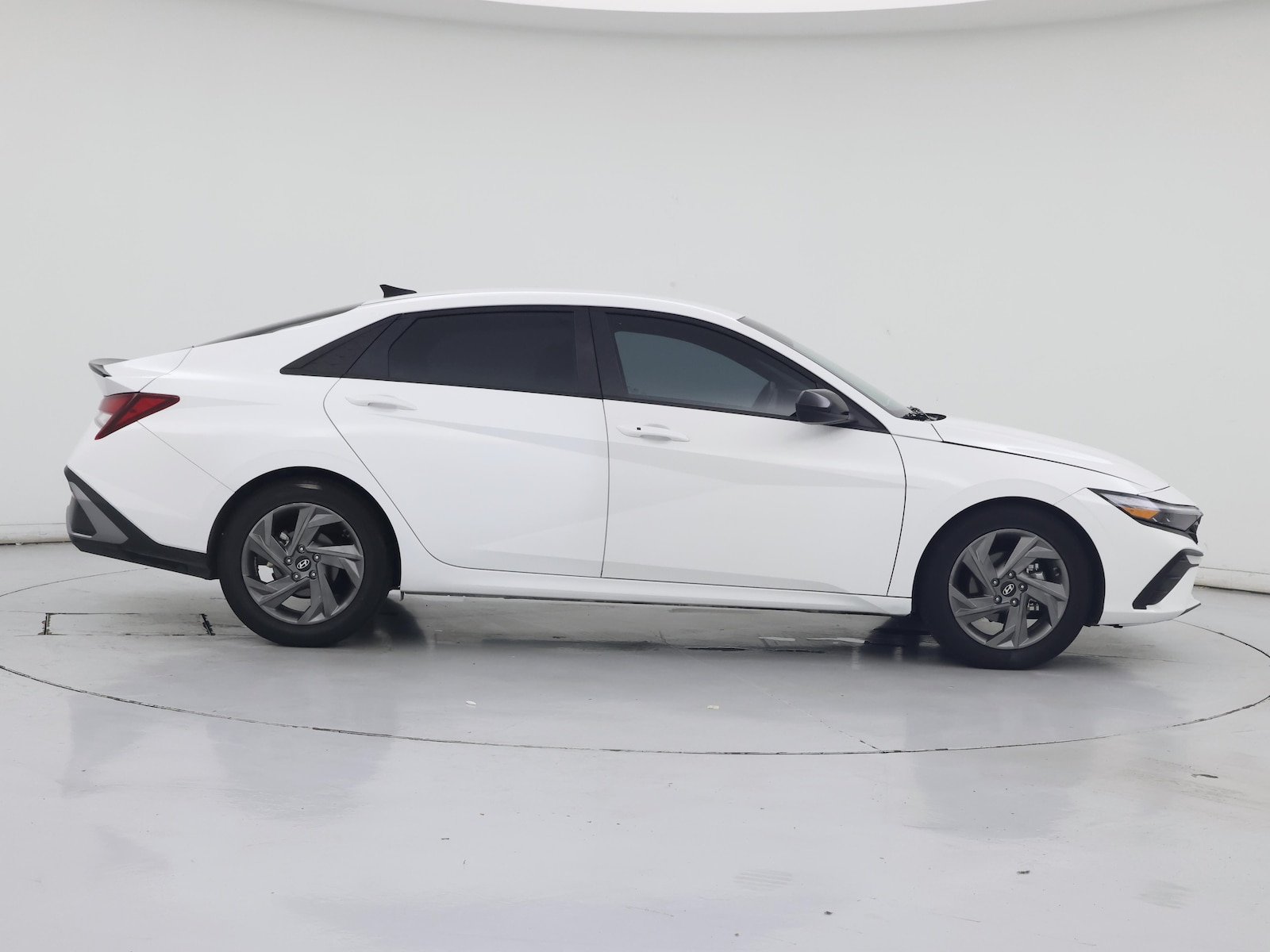 2025 Hyundai Elantra SEL - Photo 8