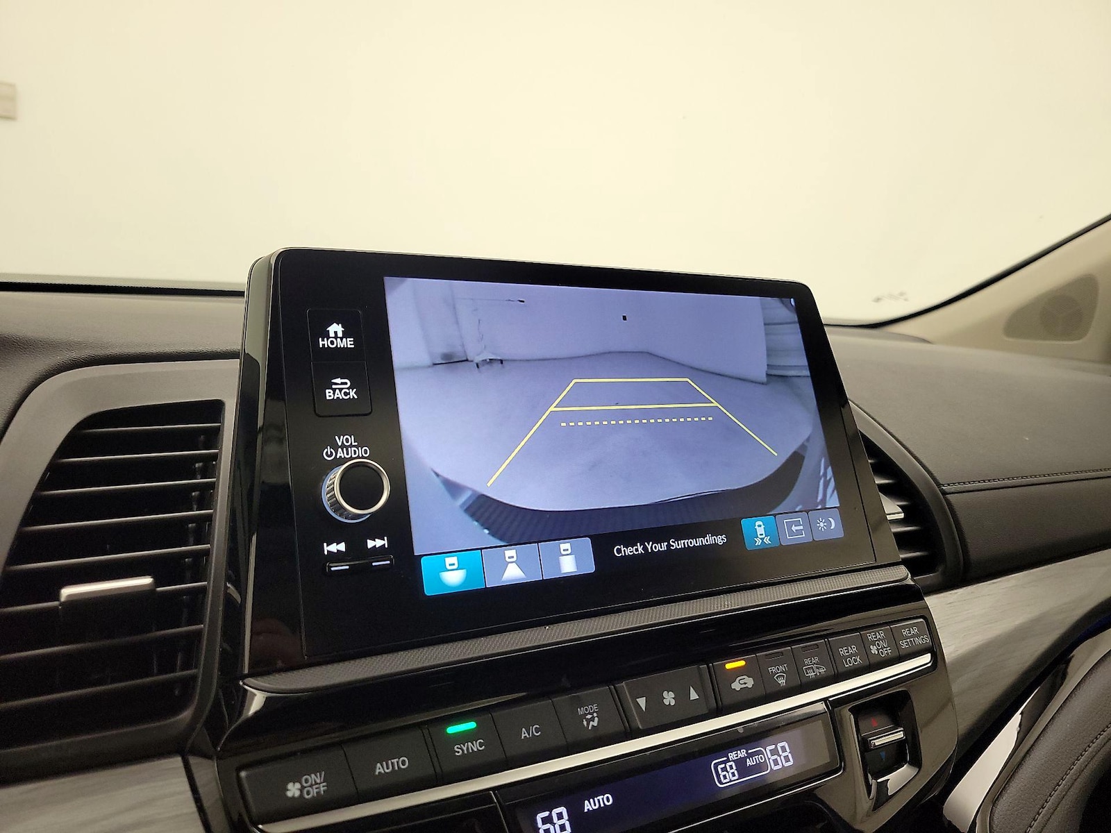 2025 Honda Odyssey Elite - Photo 15