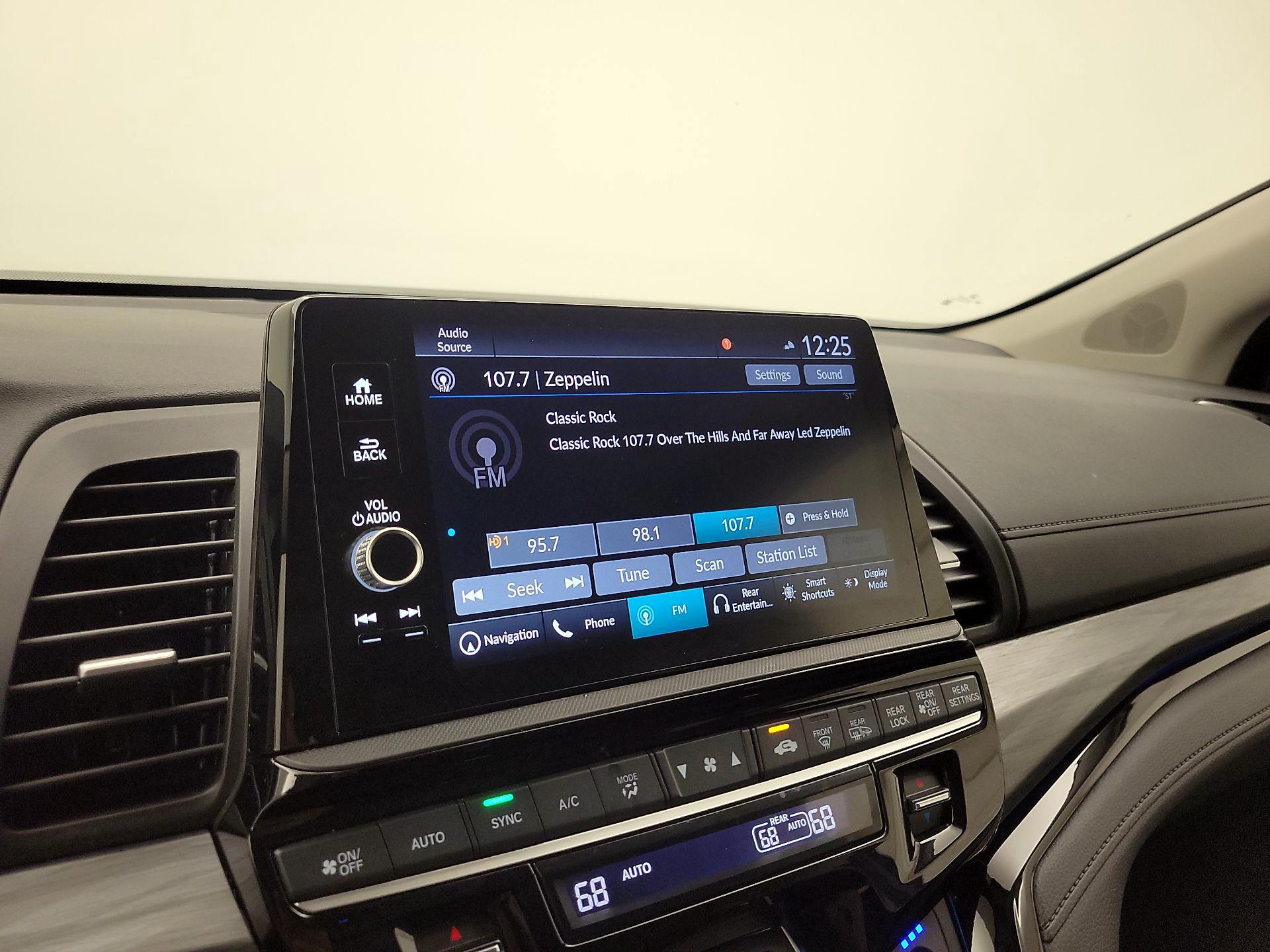 Thumbnail: 2025 Honda Odyssey - 15