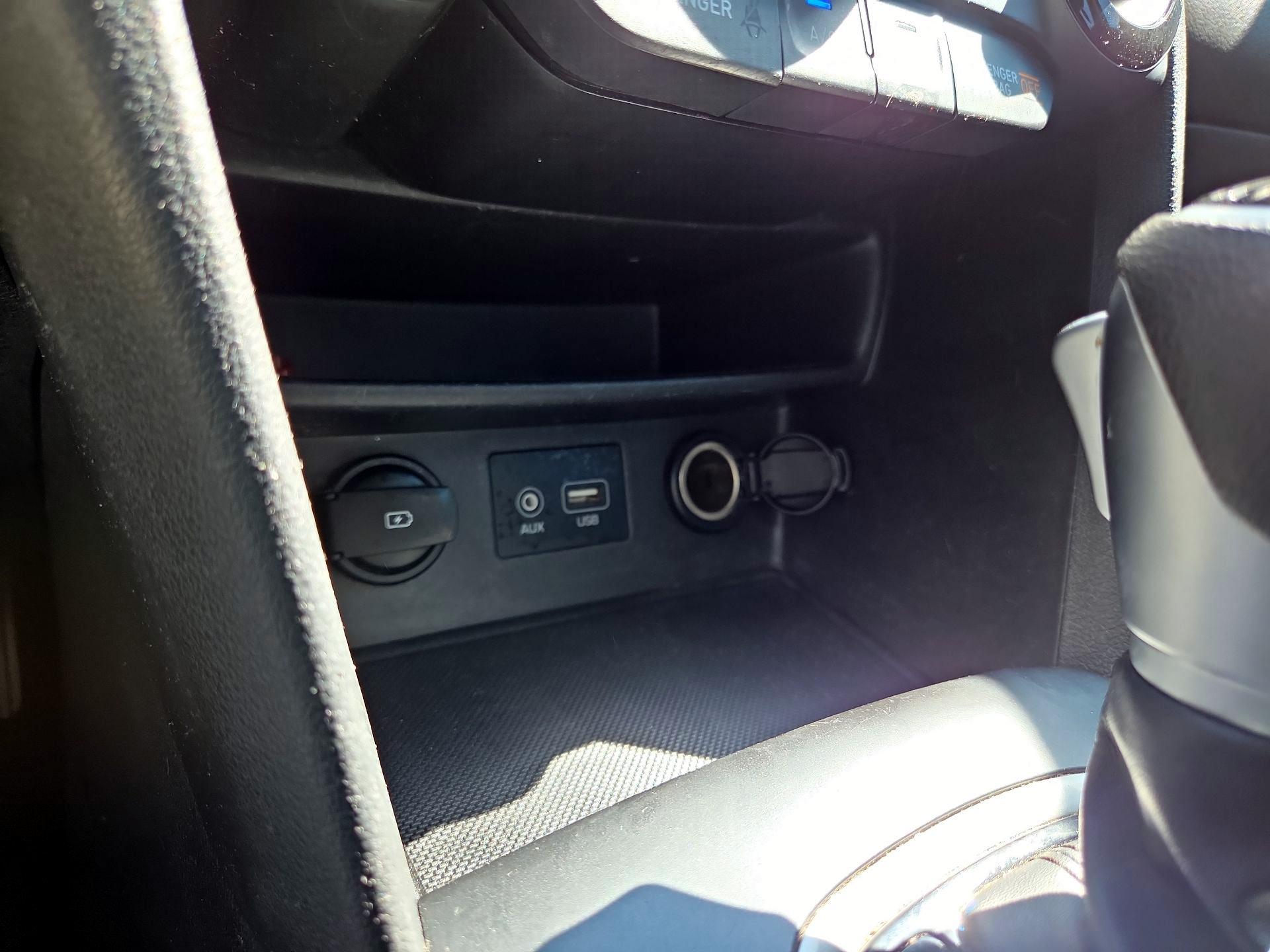 Thumbnail: 2019 Hyundai Kona - 18