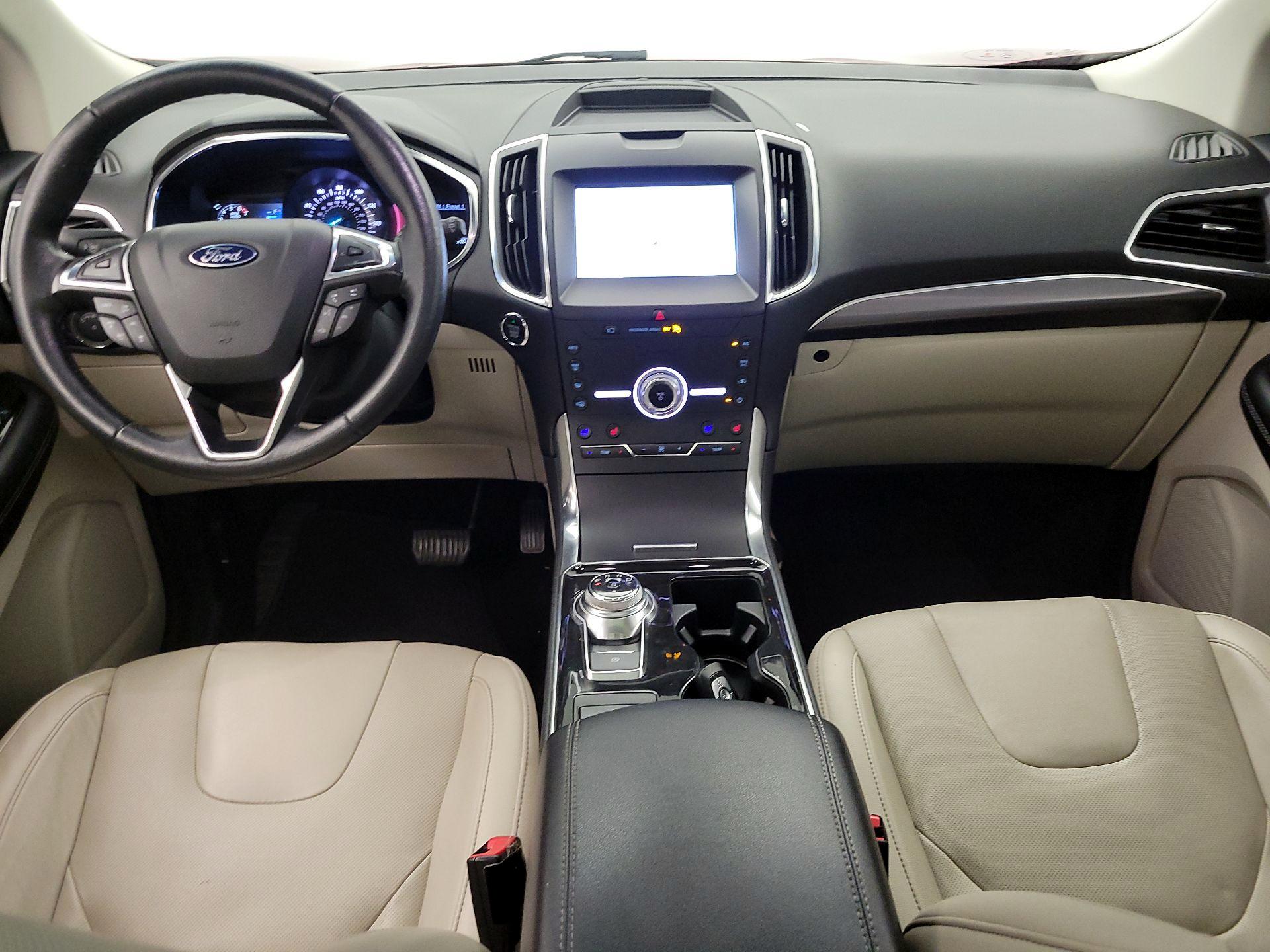 Thumbnail: 2020 Ford Edge - 9